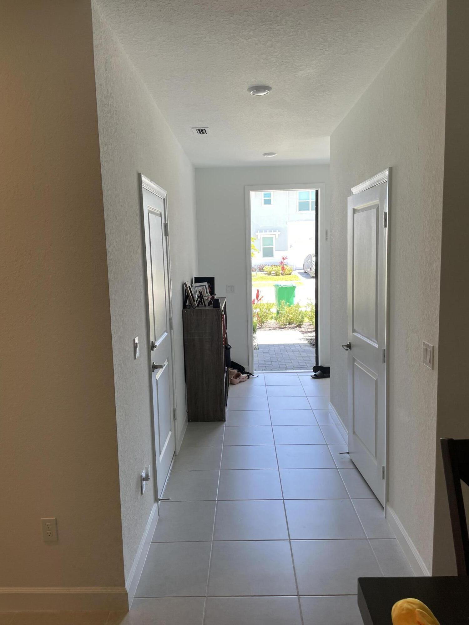 VERANDA PLAT NO. 9 - Residential Lease