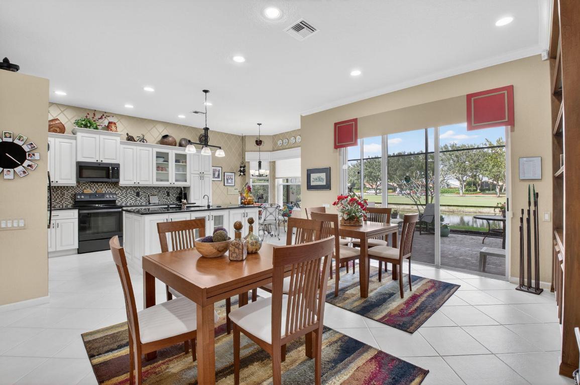 7325 Haviland Circle