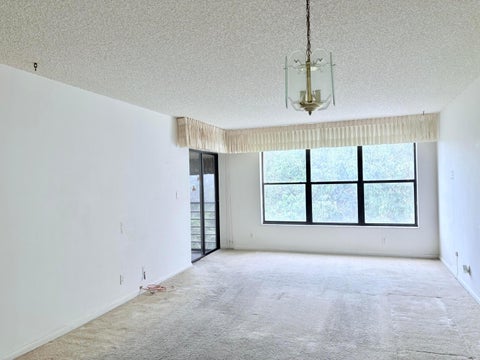 Tiny photo for 2314 S Cypress Bend Drive #Unit 614, Pompano Beach, FL 33069 (MLS # B26048459)