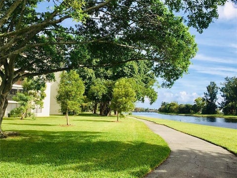 Tiny photo for 2314 S Cypress Bend Drive #Unit 614, Pompano Beach, FL 33069 (MLS # B26048459)