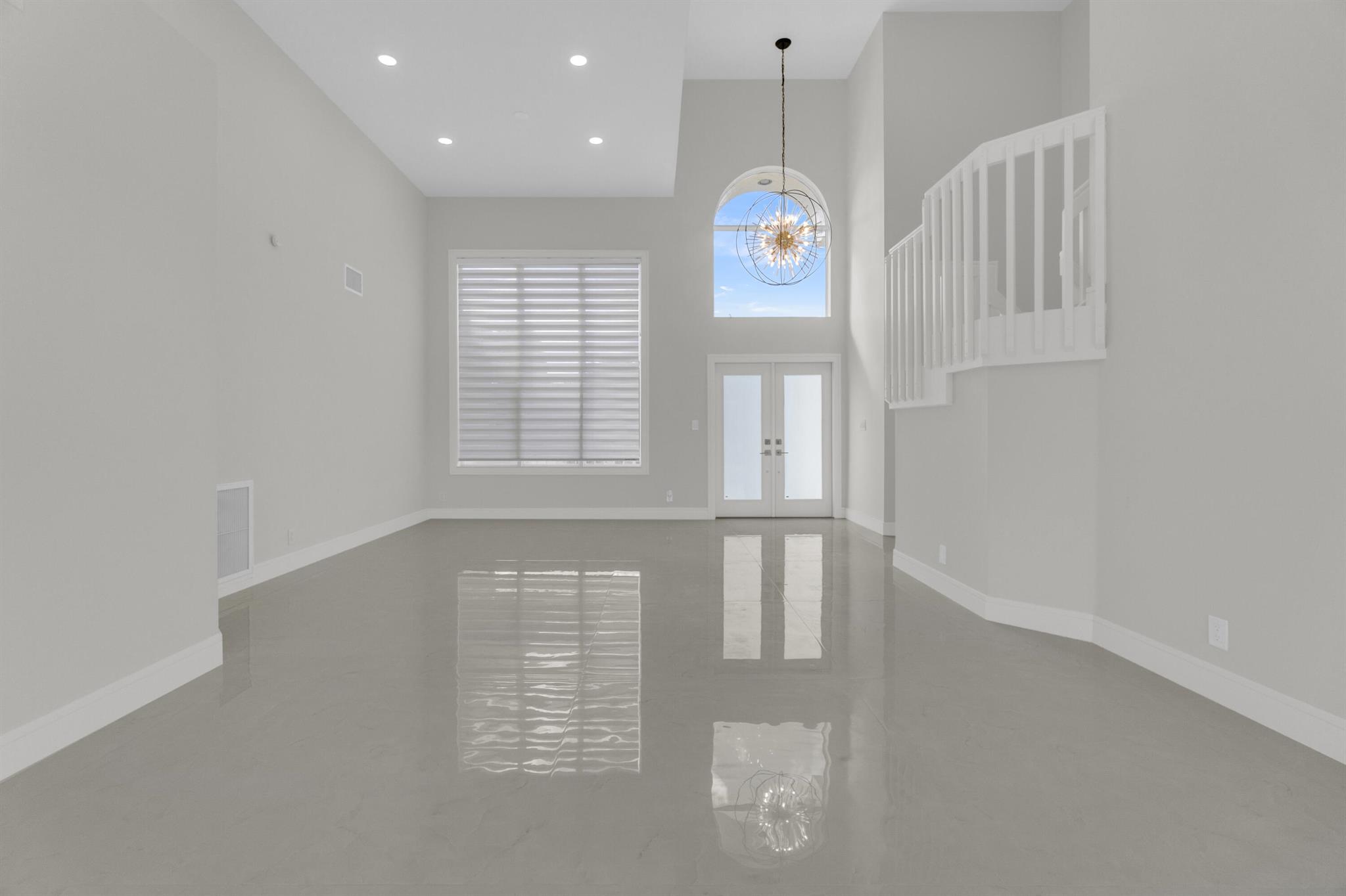 WEST BOCA LAKE - Residential