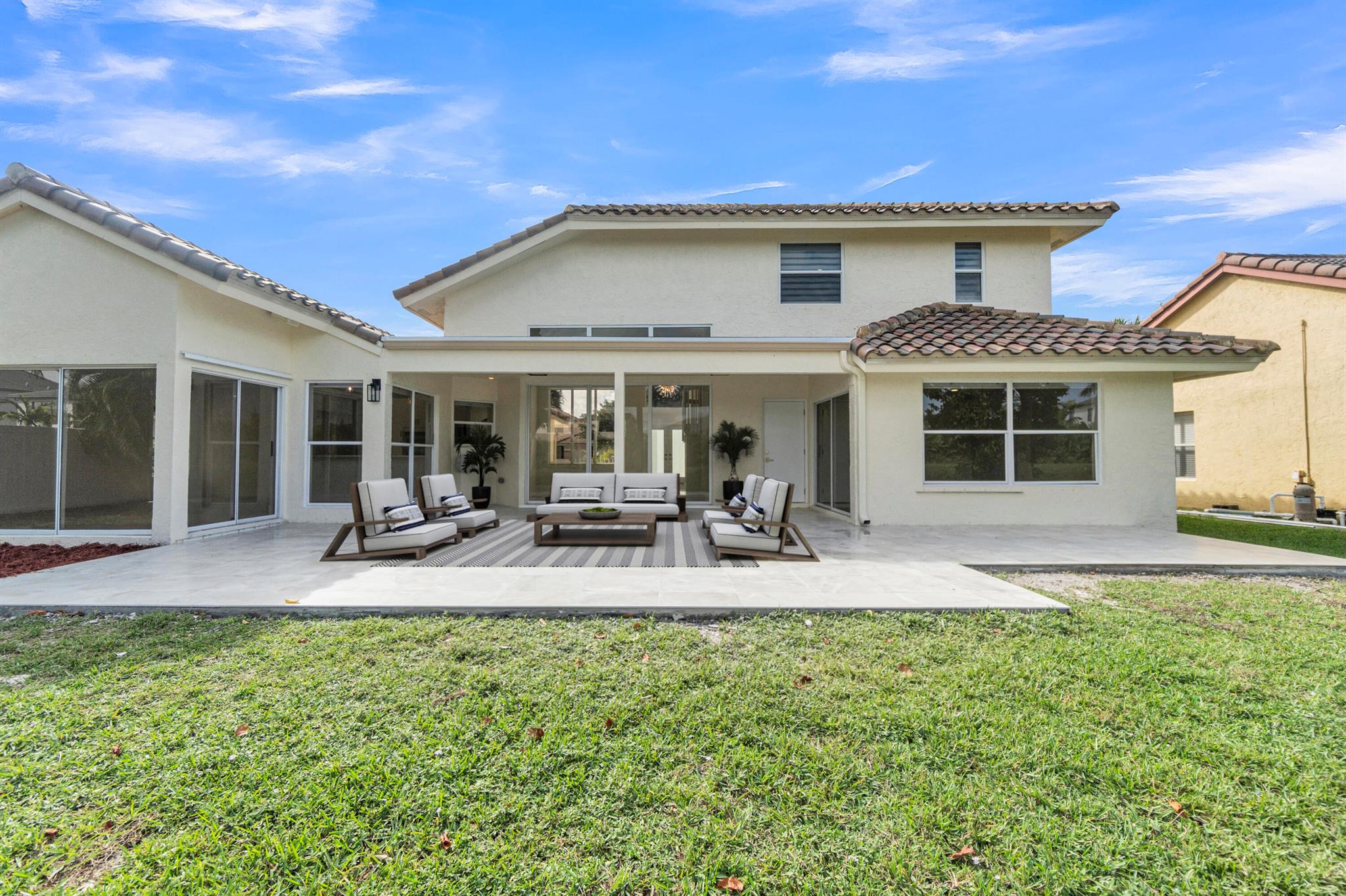 WEST BOCA LAKE - Residential