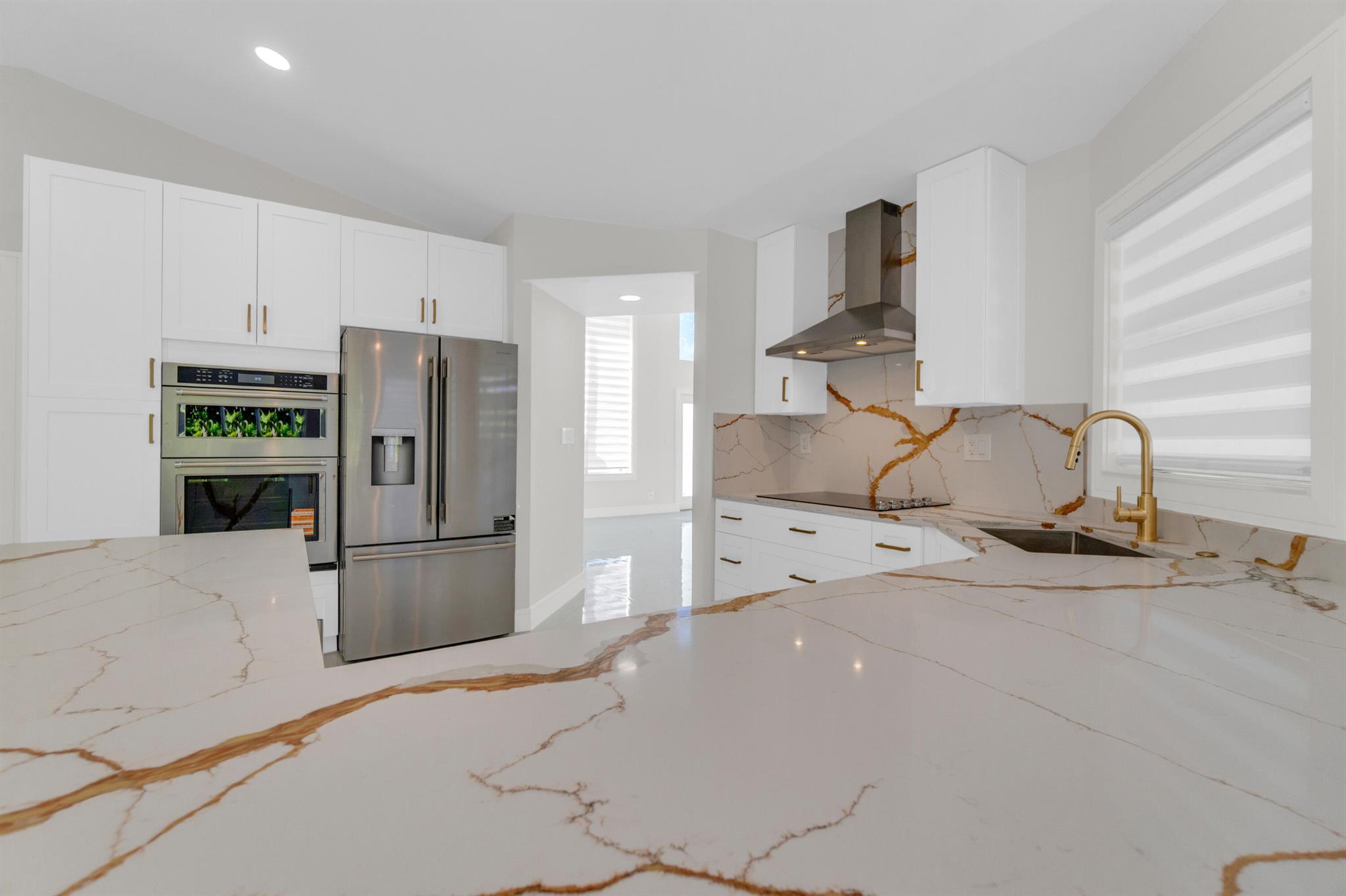 WEST BOCA LAKE - Residential