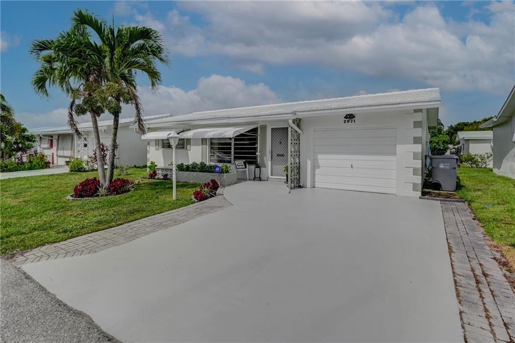 Leisureville Third Sec 65 - Residential