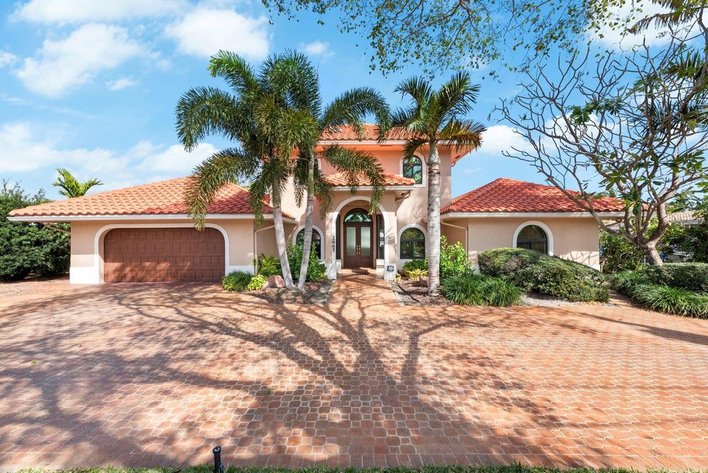 Photo of 2865 NE 19th Street, Pompano Beach, FL 33062 (MLS # F10555627)