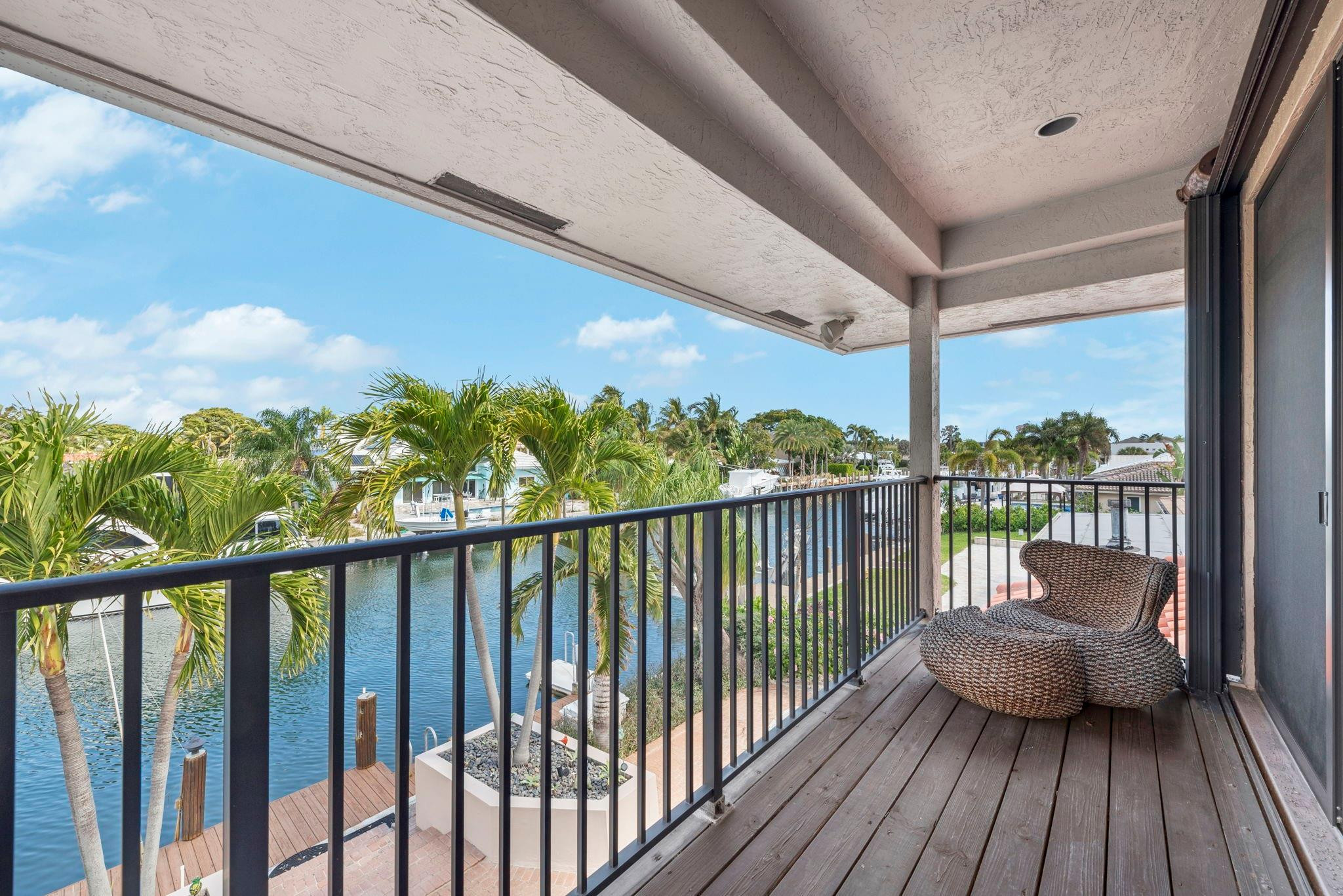 Santamaria Harbor 28-27 B - Residential