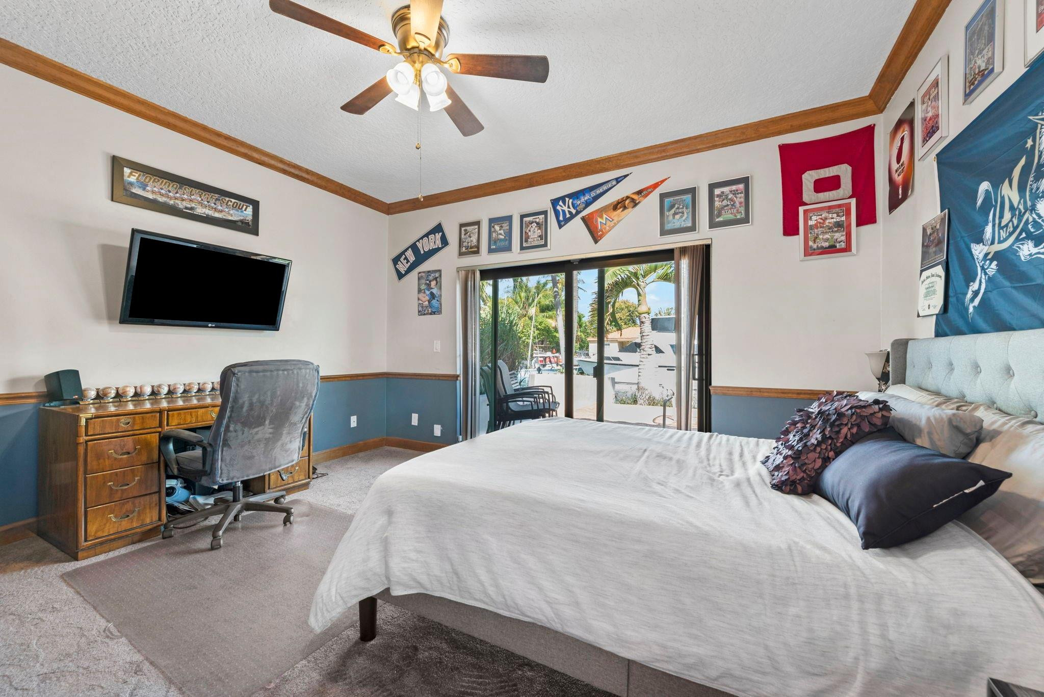 Santamaria Harbor 28-27 B - Residential