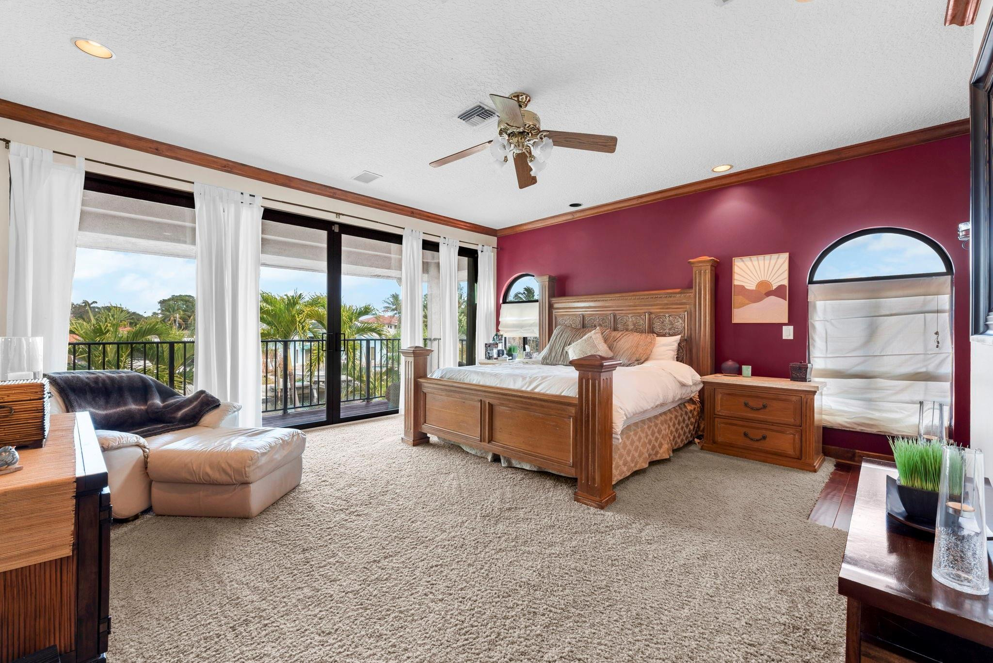 Santamaria Harbor 28-27 B - Residential