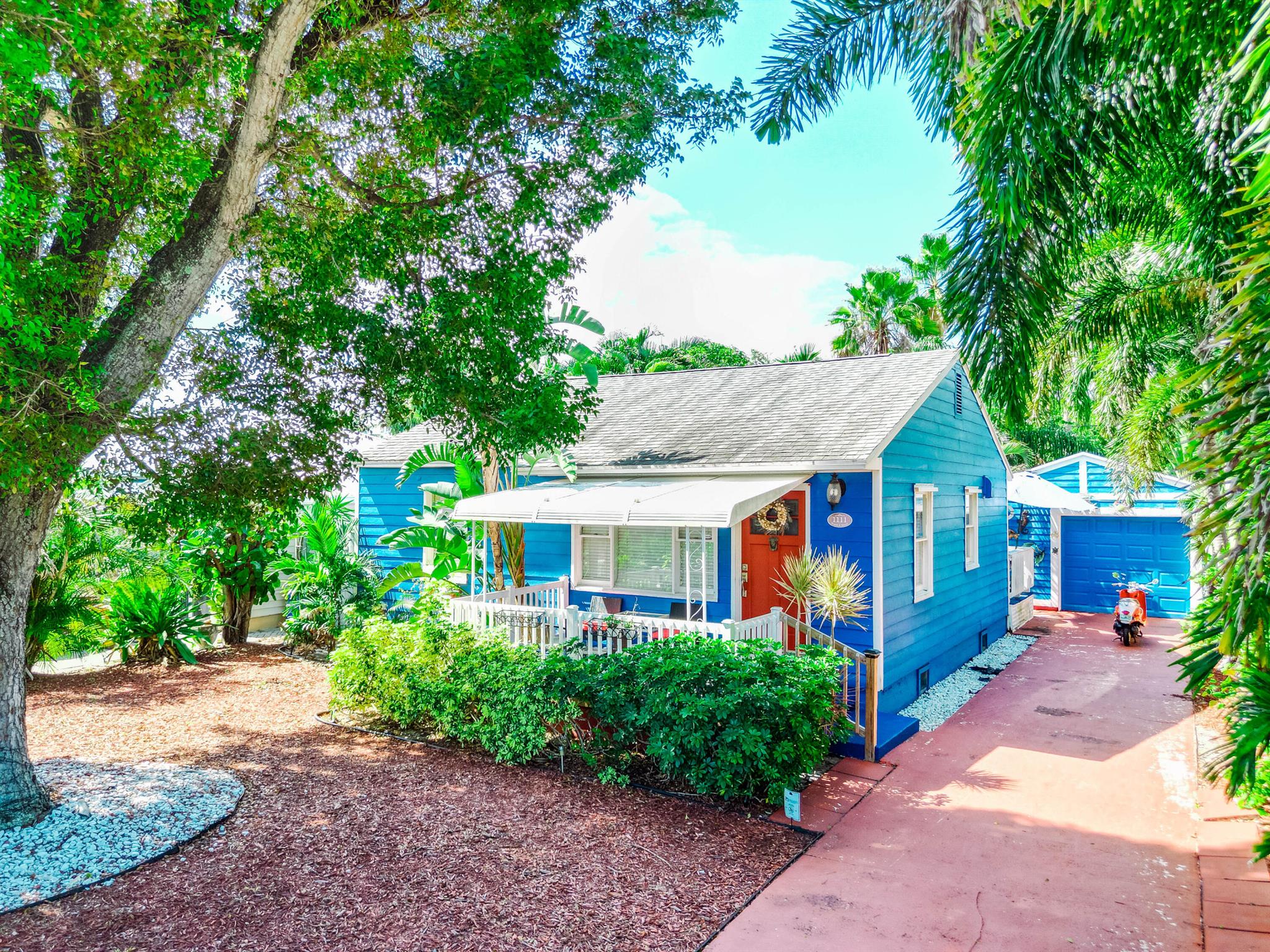 LAKE WORTH TOWN OF - Residential