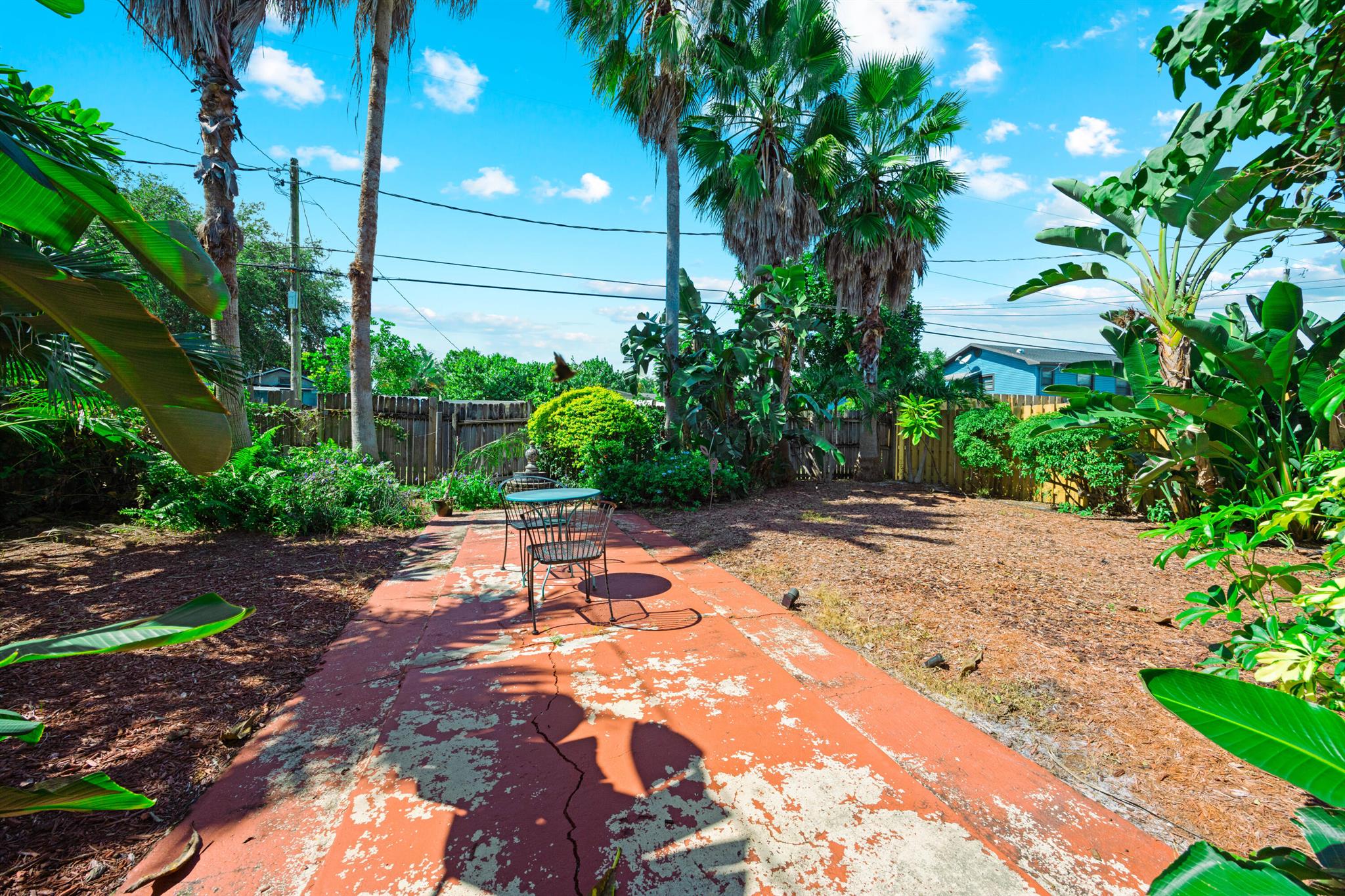 LAKE WORTH TOWN OF - Residential
