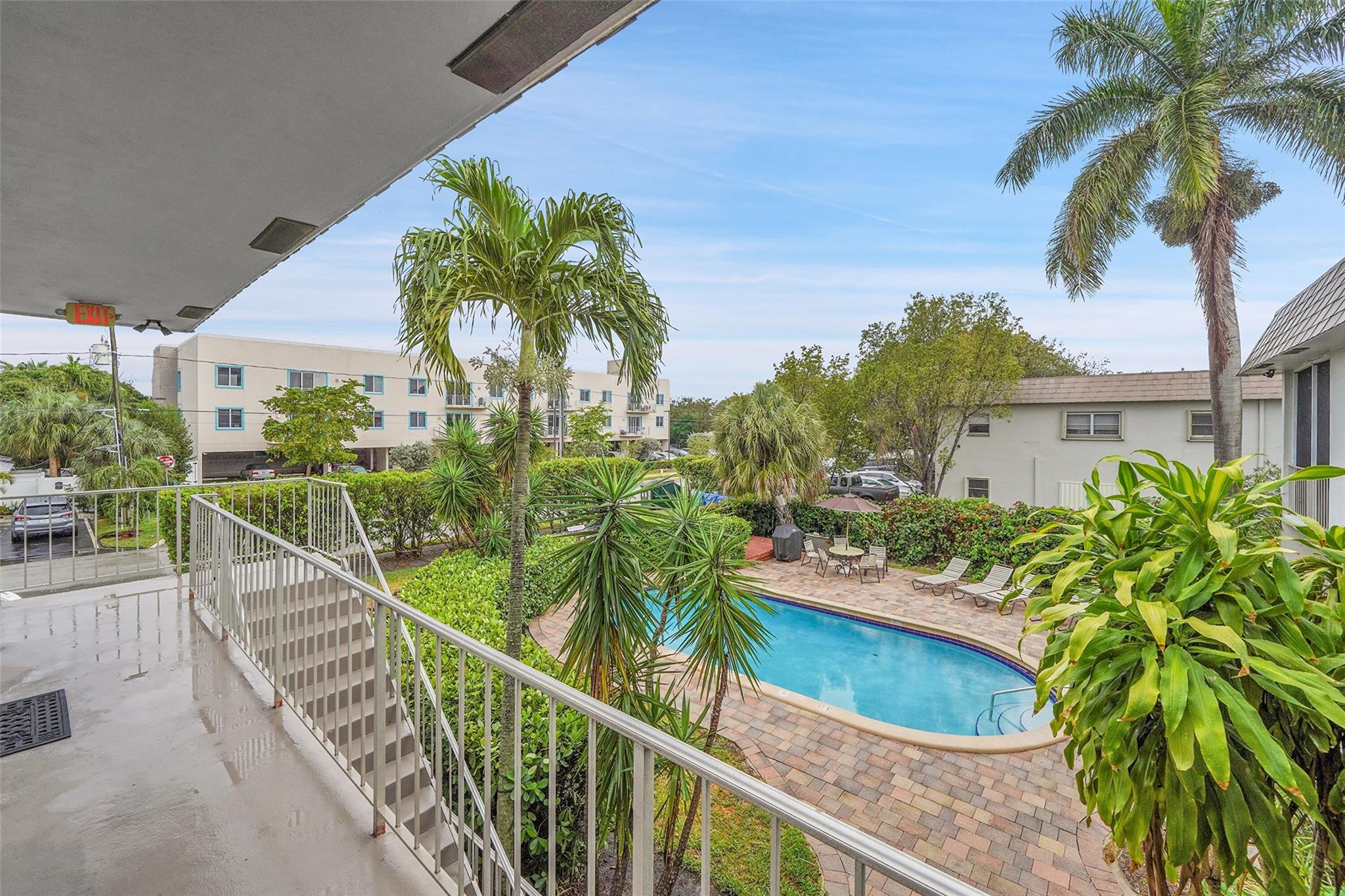 Oakland East Manor - Residential