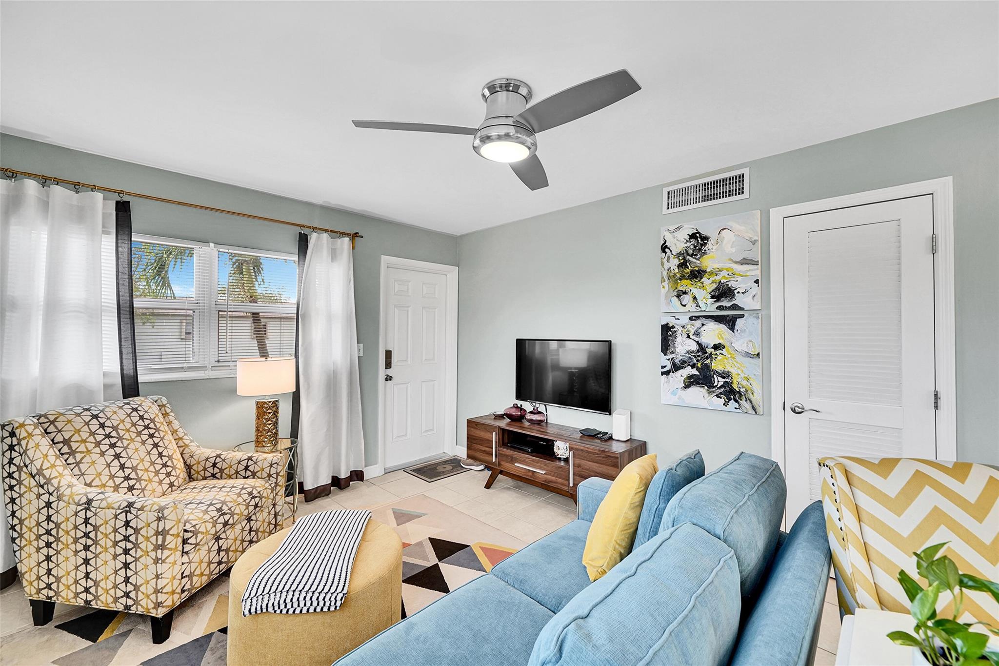 Oakland East Manor - Residential