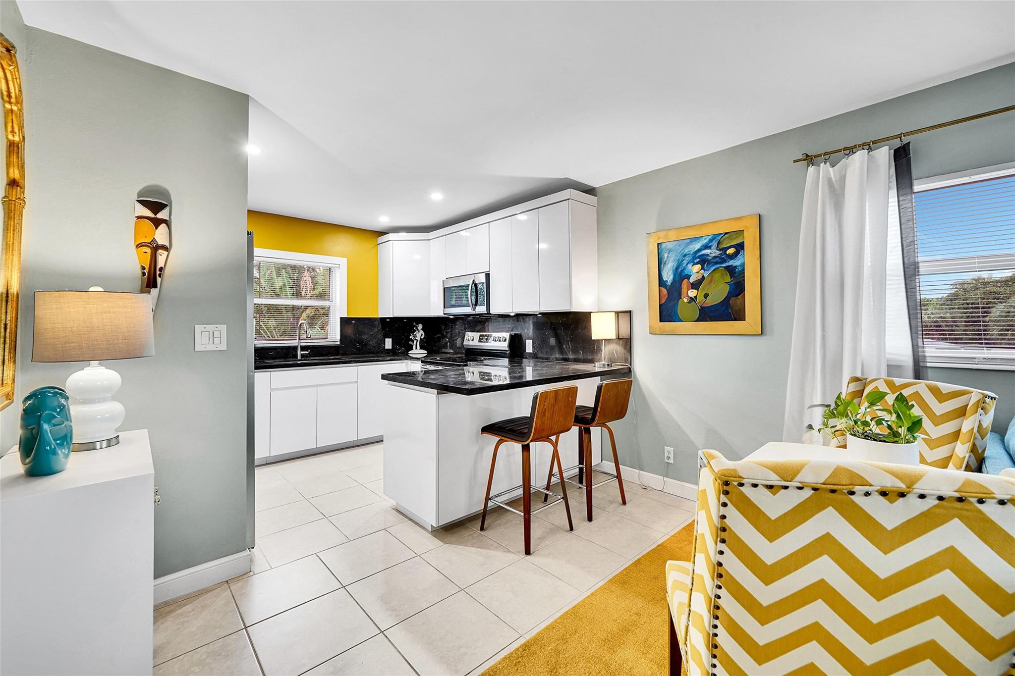 Oakland East Manor - Residential