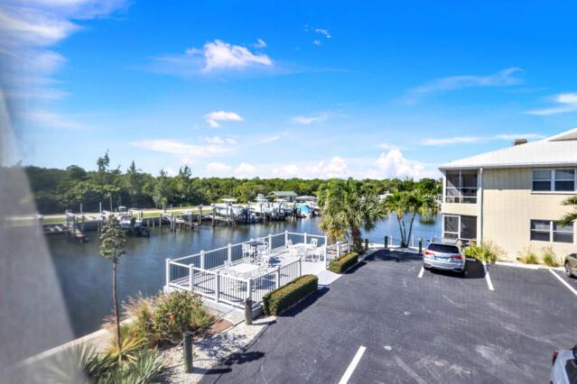 Beach Club Colony - Residential