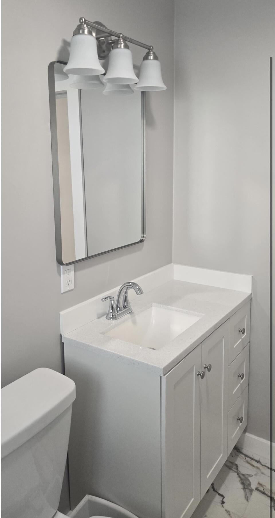 1520 N 25th Avenue 1