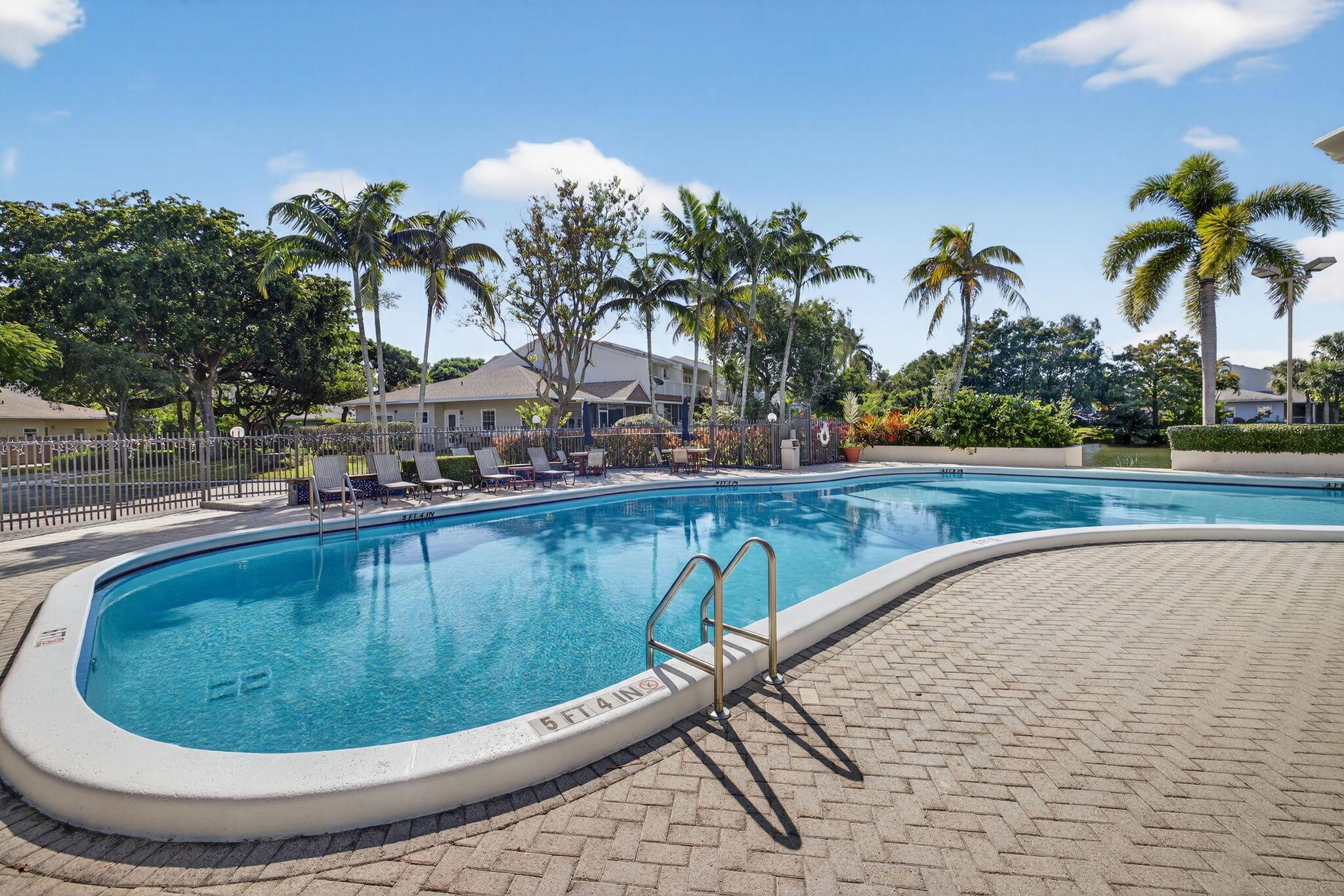 WOODLAKE SHORES - Residential