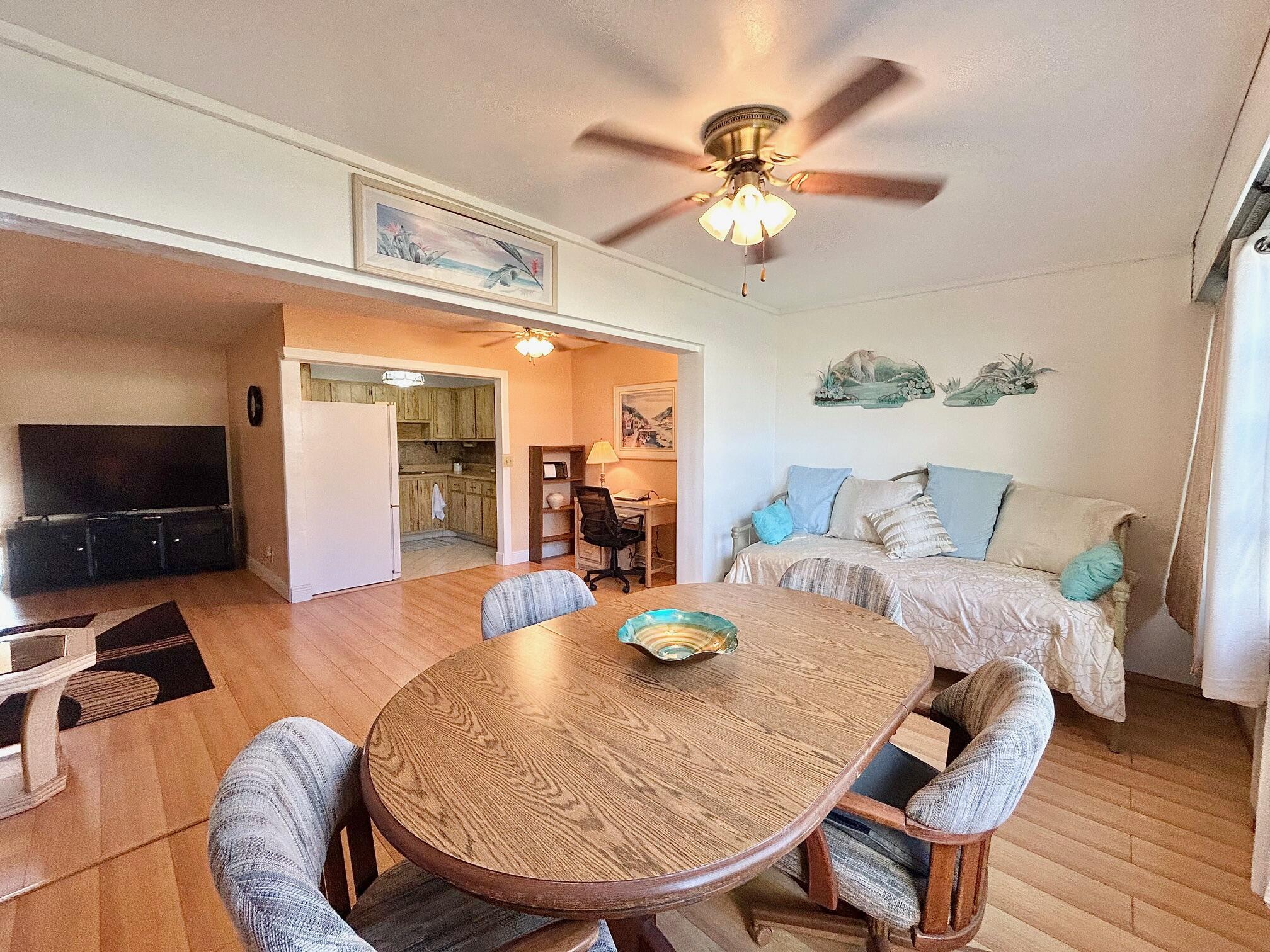 CRESTHAVEN CONDO TOWNHOME - Residential