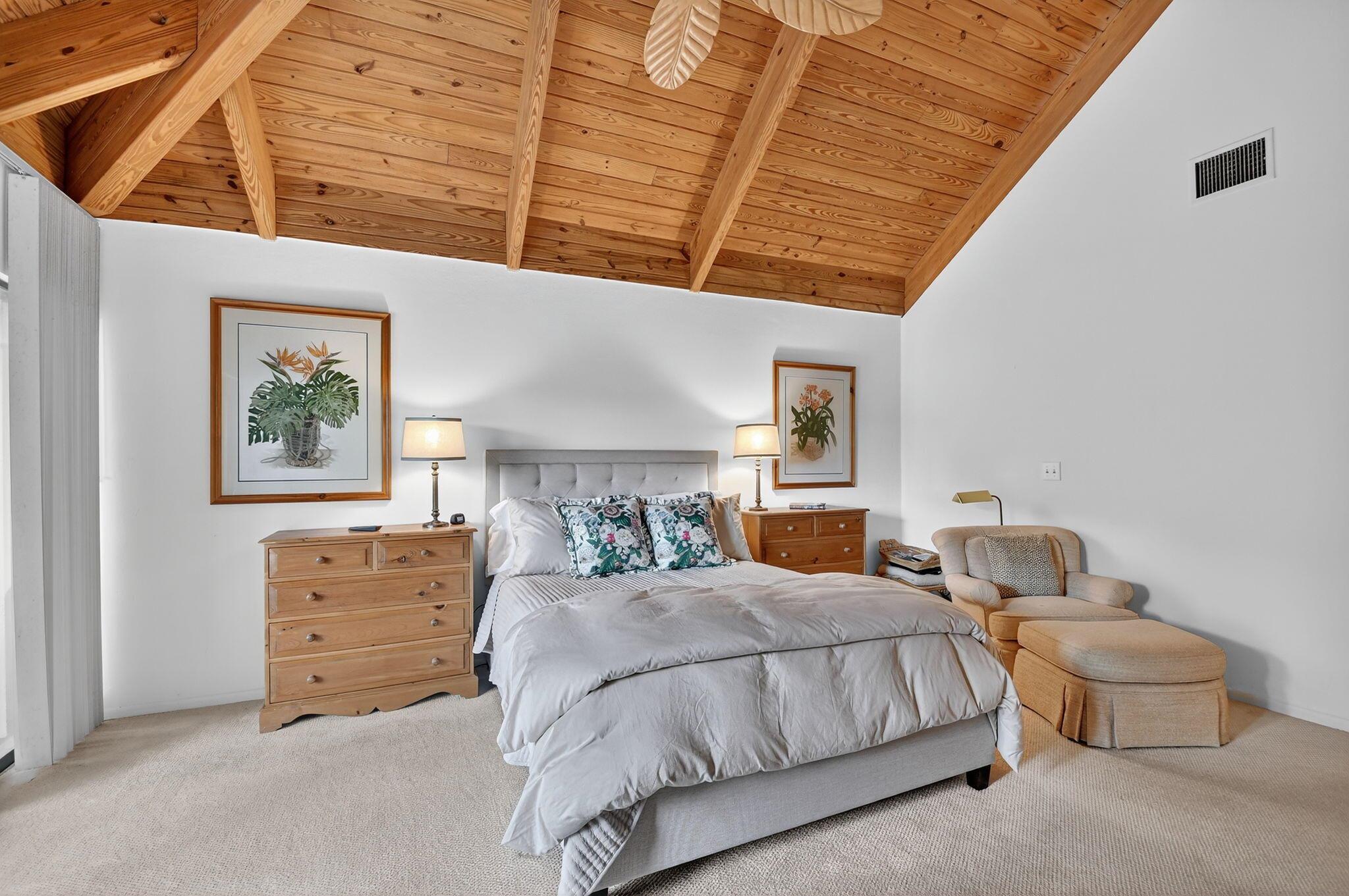 GOLF AND TENNIS VILLAGE P - Residential