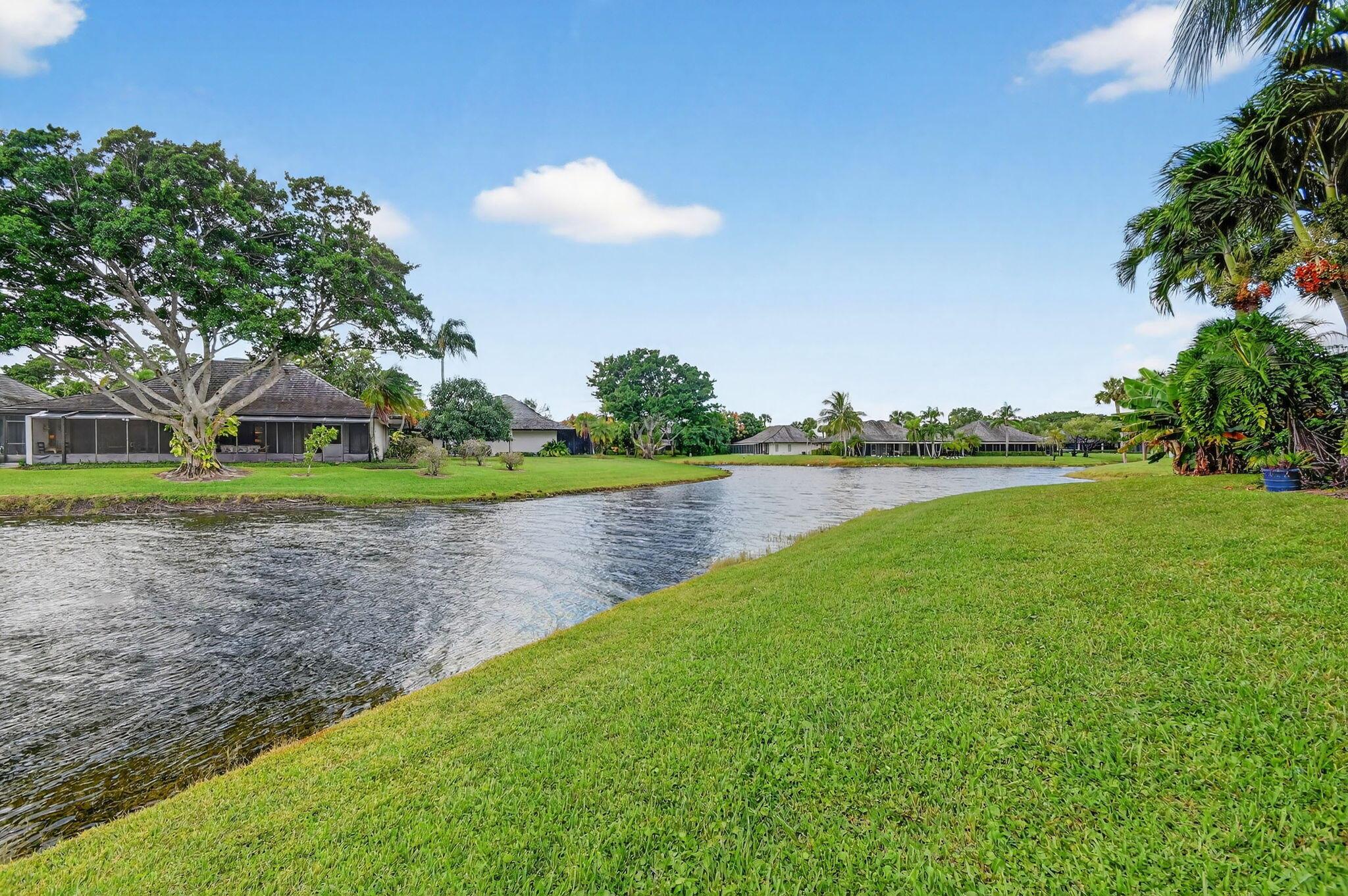 GOLF AND TENNIS VILLAGE P - Residential