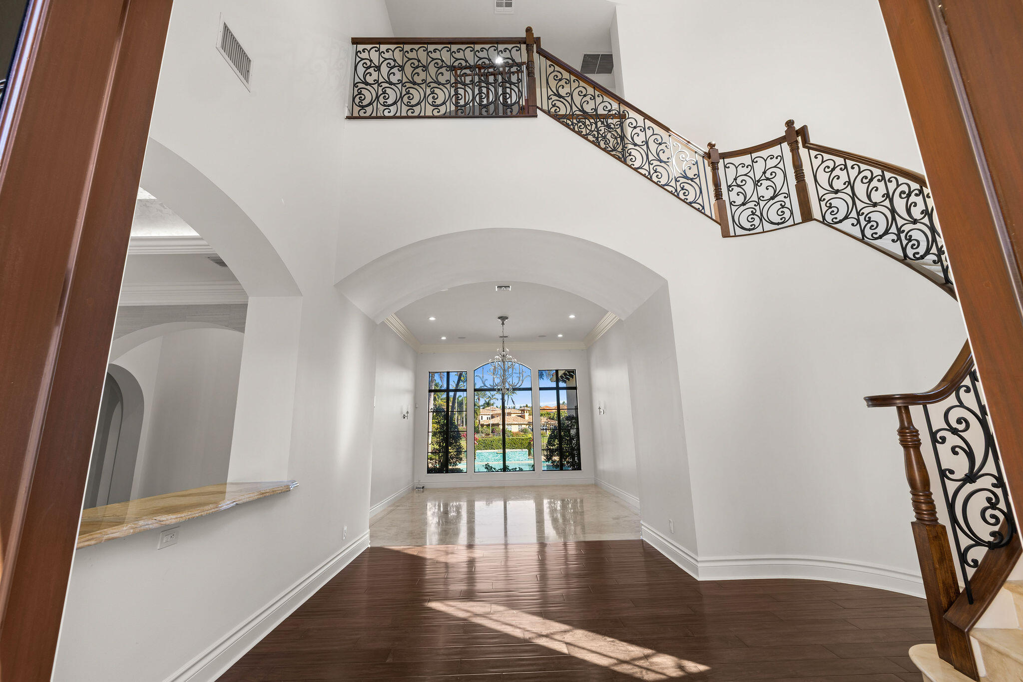 THE OAKS - Residential