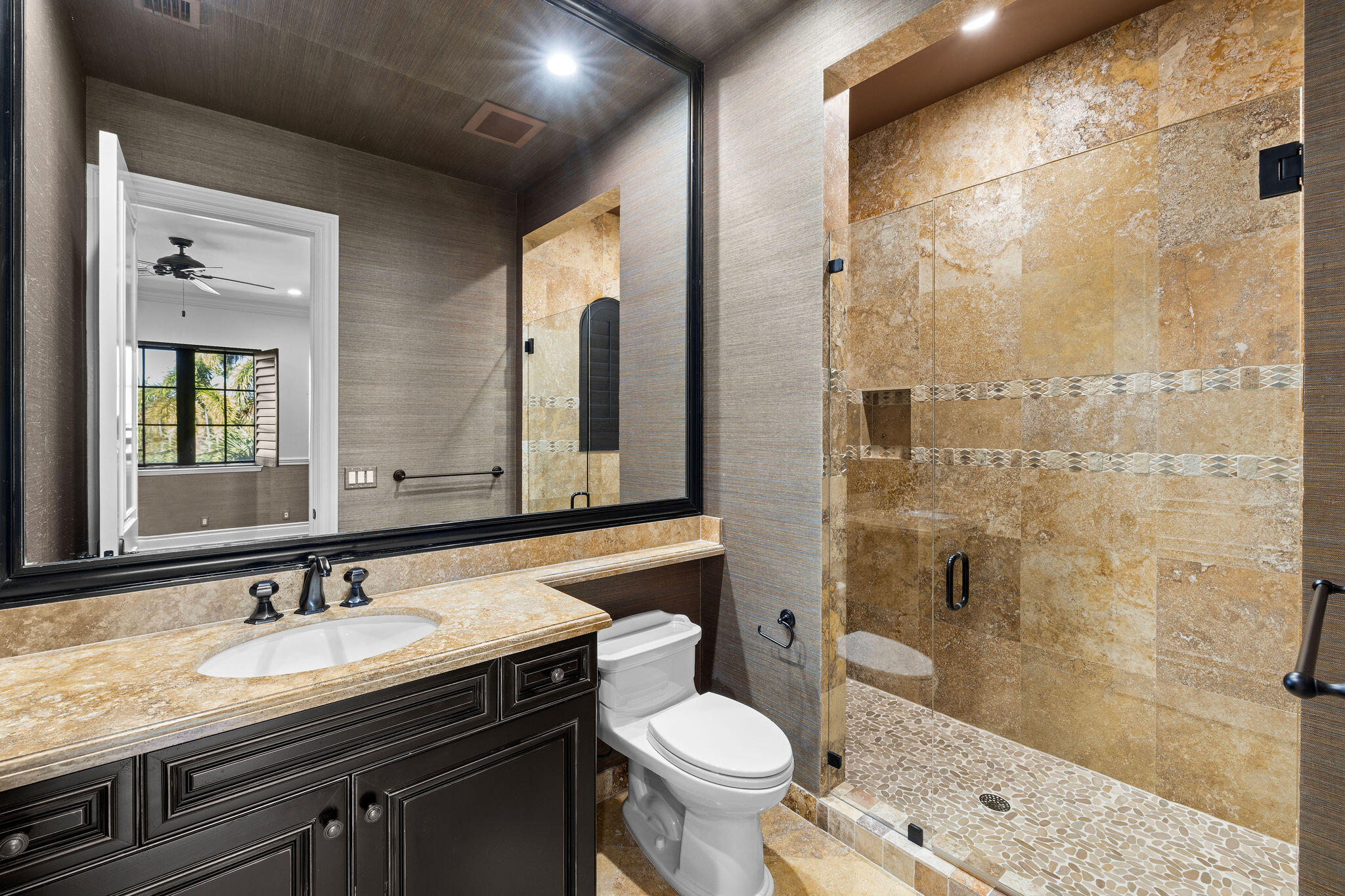 THE OAKS - Residential