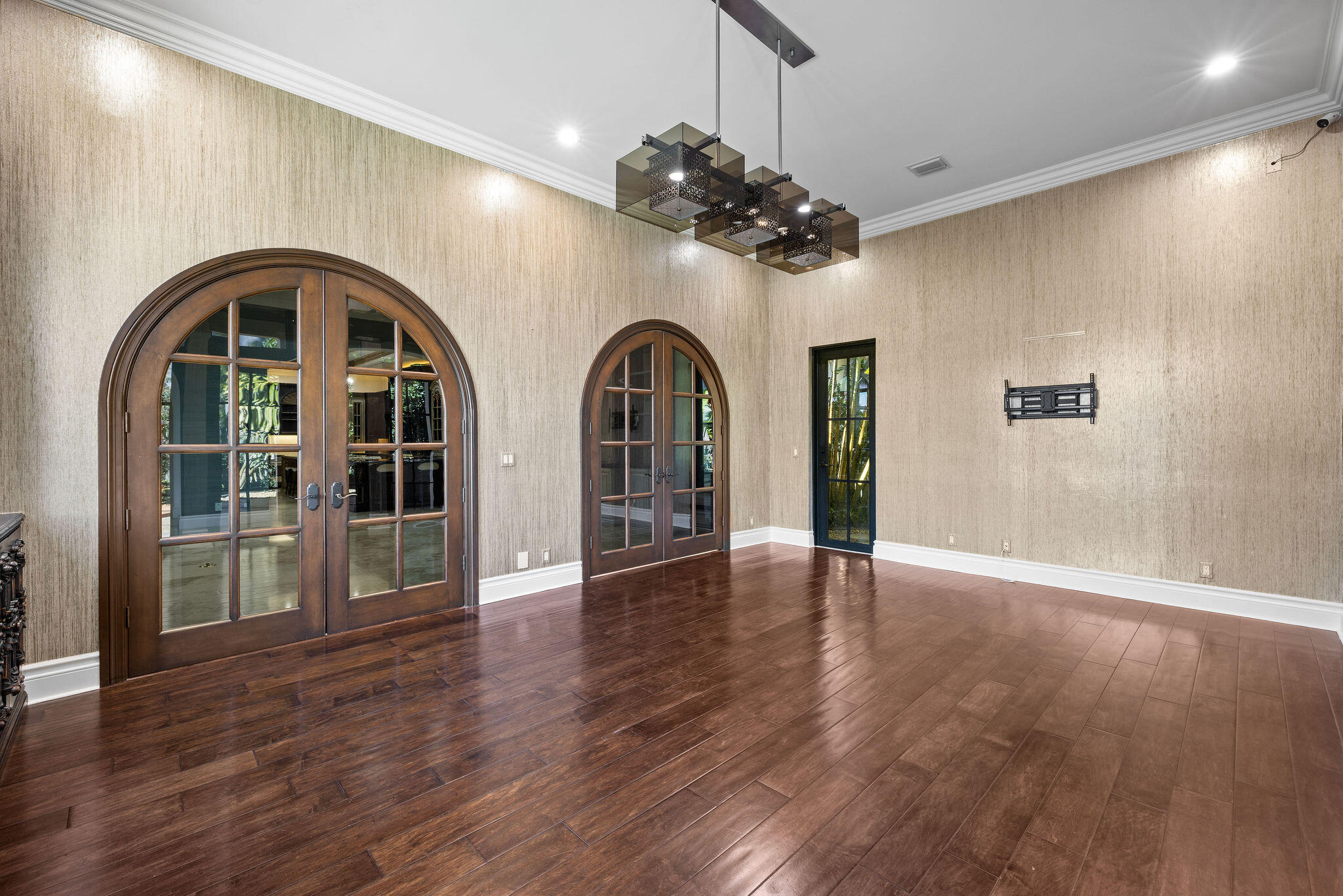 THE OAKS - Residential