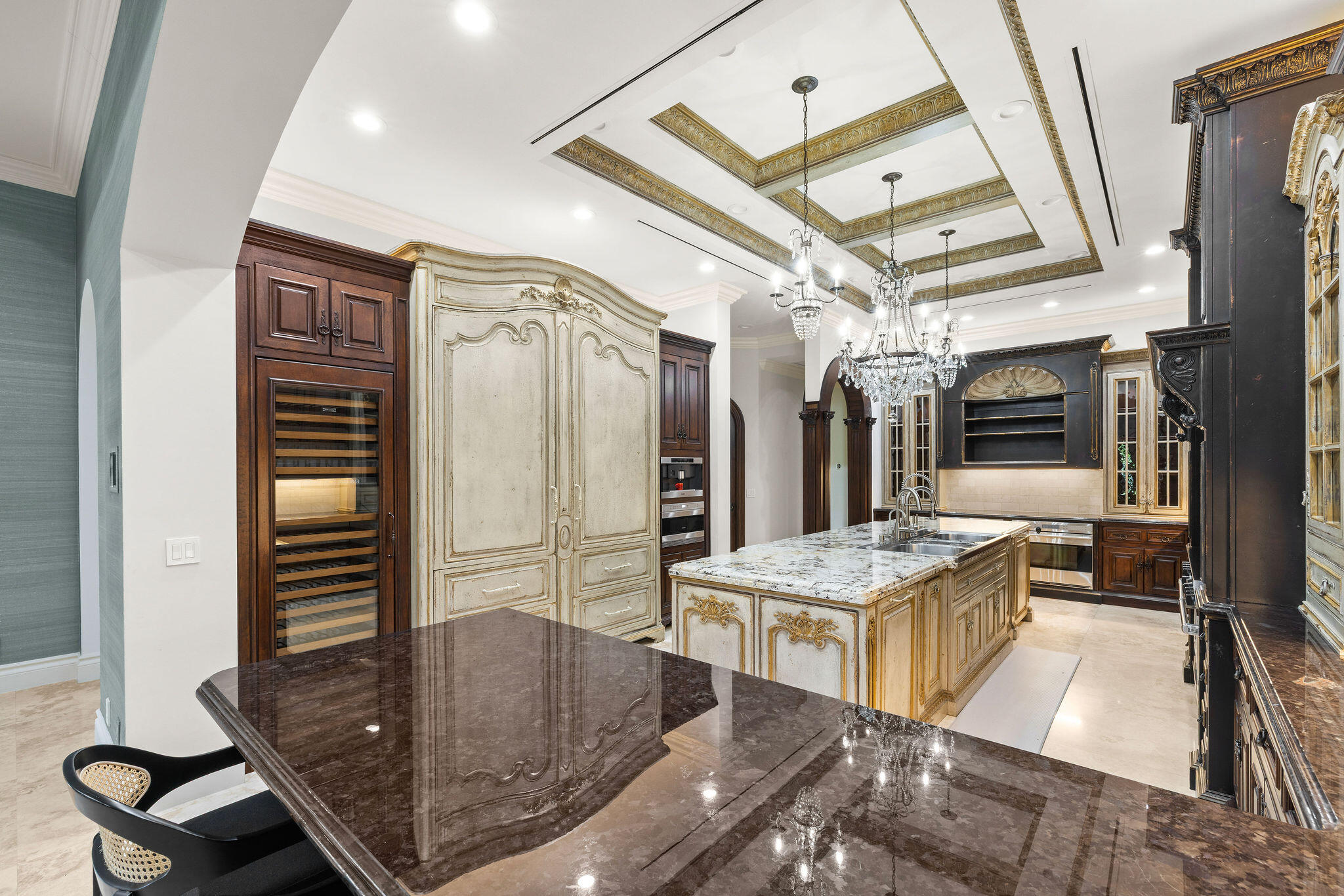 THE OAKS - Residential