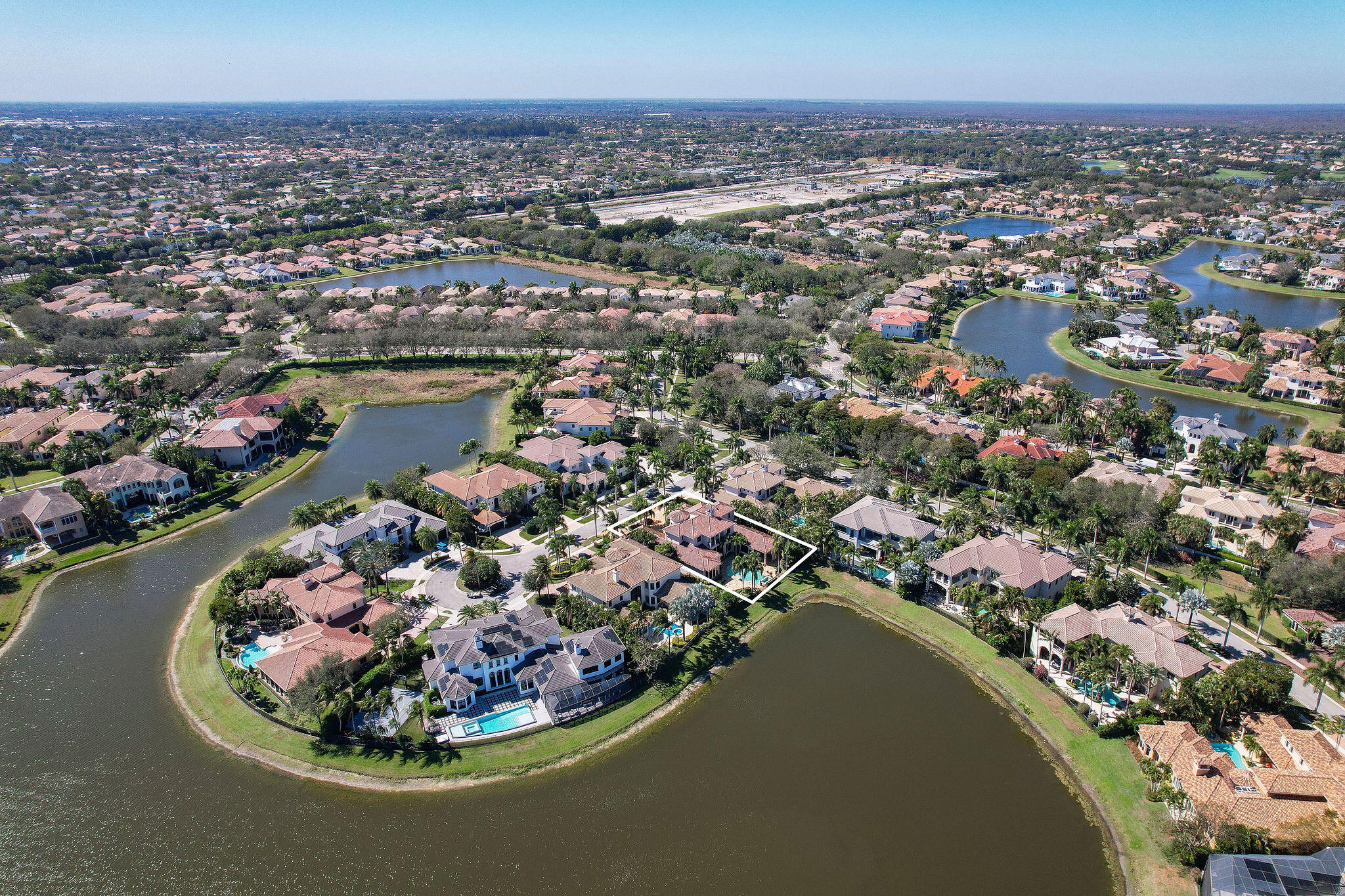 THE OAKS - Residential