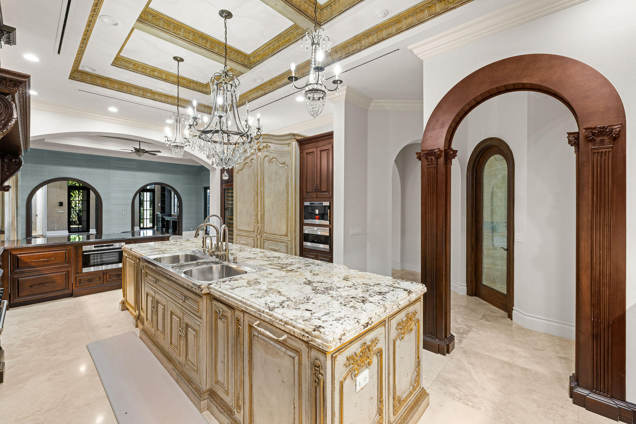 THE OAKS - Residential