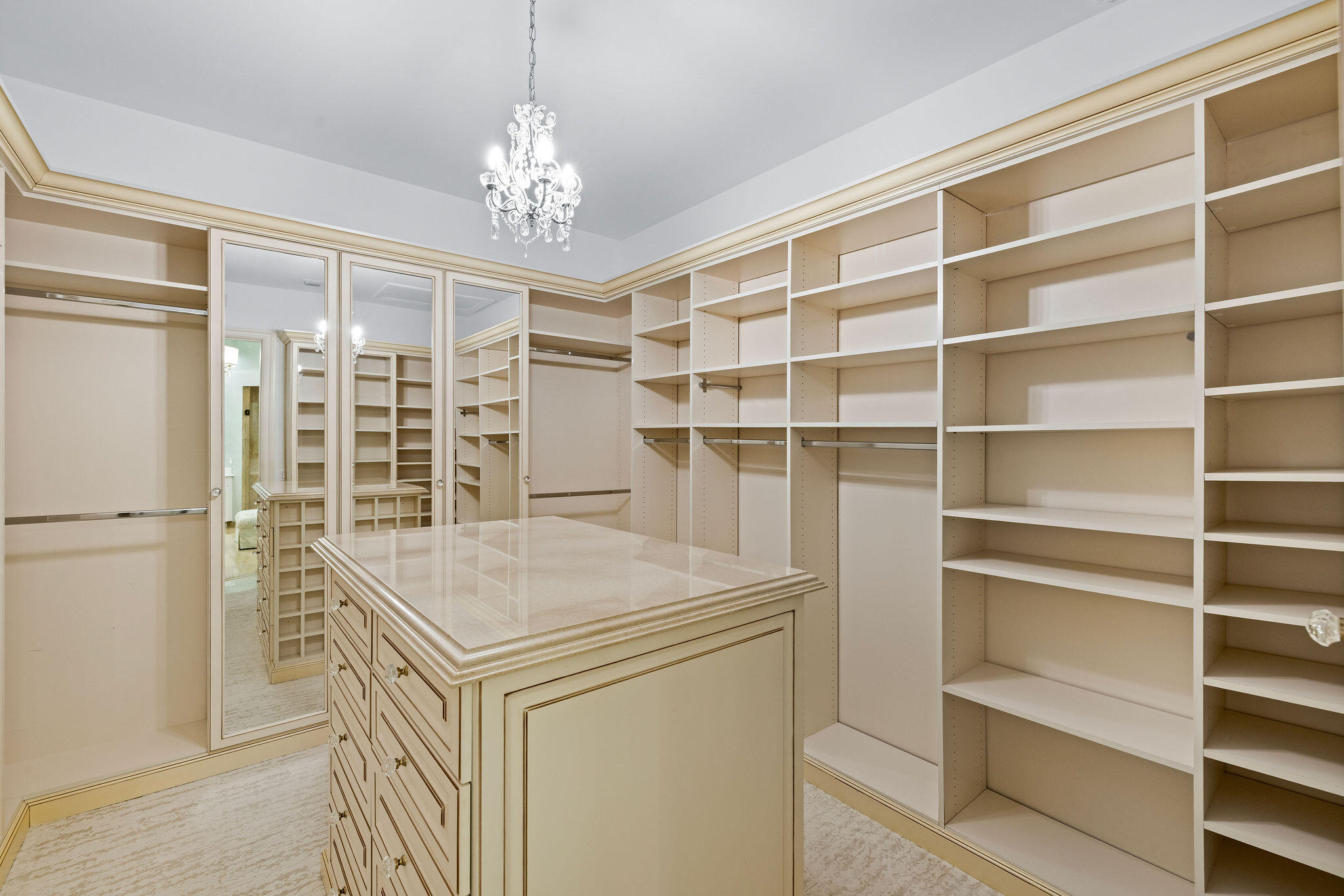 THE OAKS - Residential