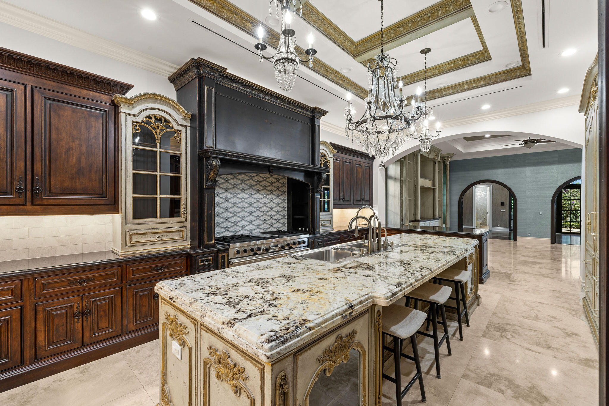 THE OAKS - Residential