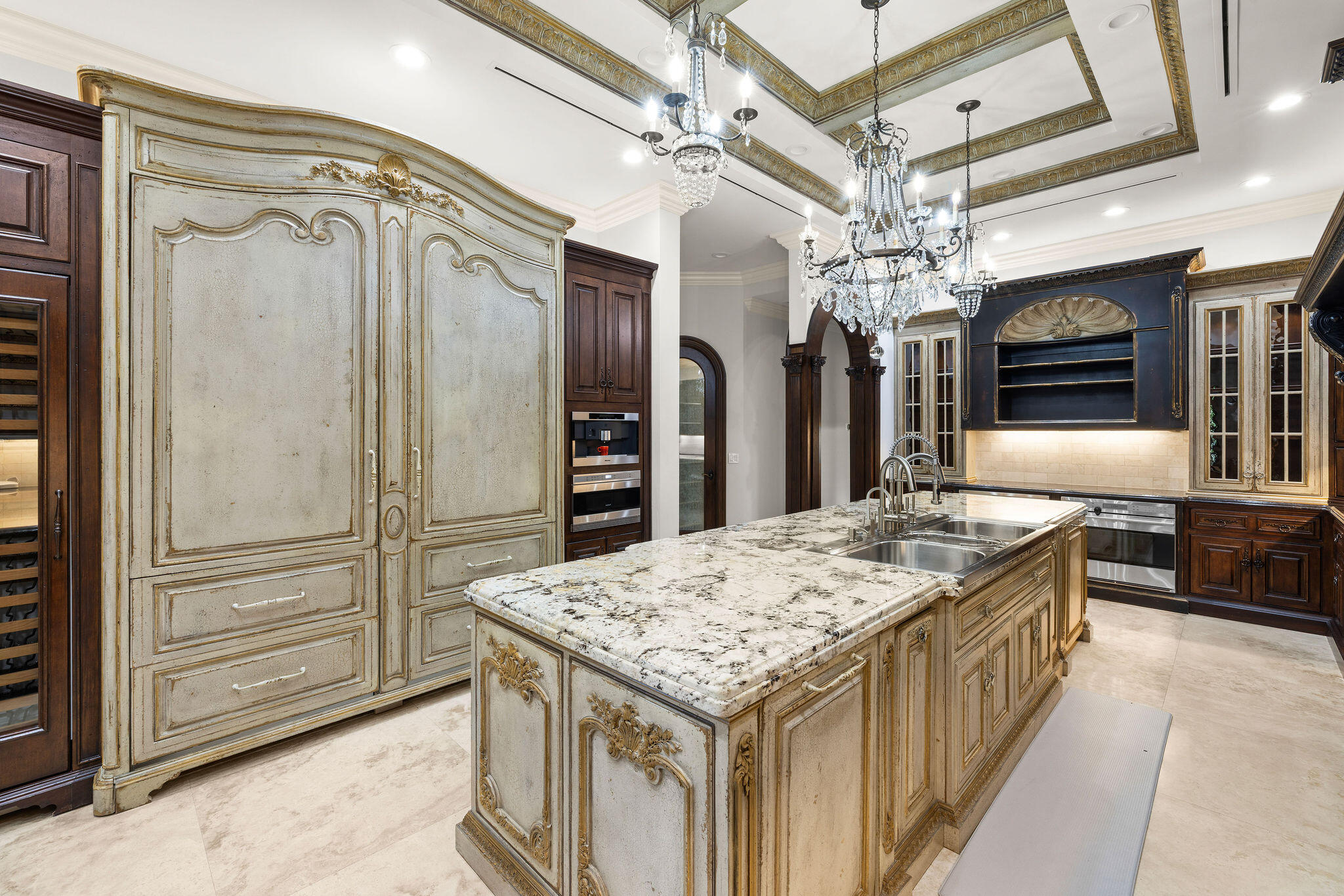 THE OAKS - Residential