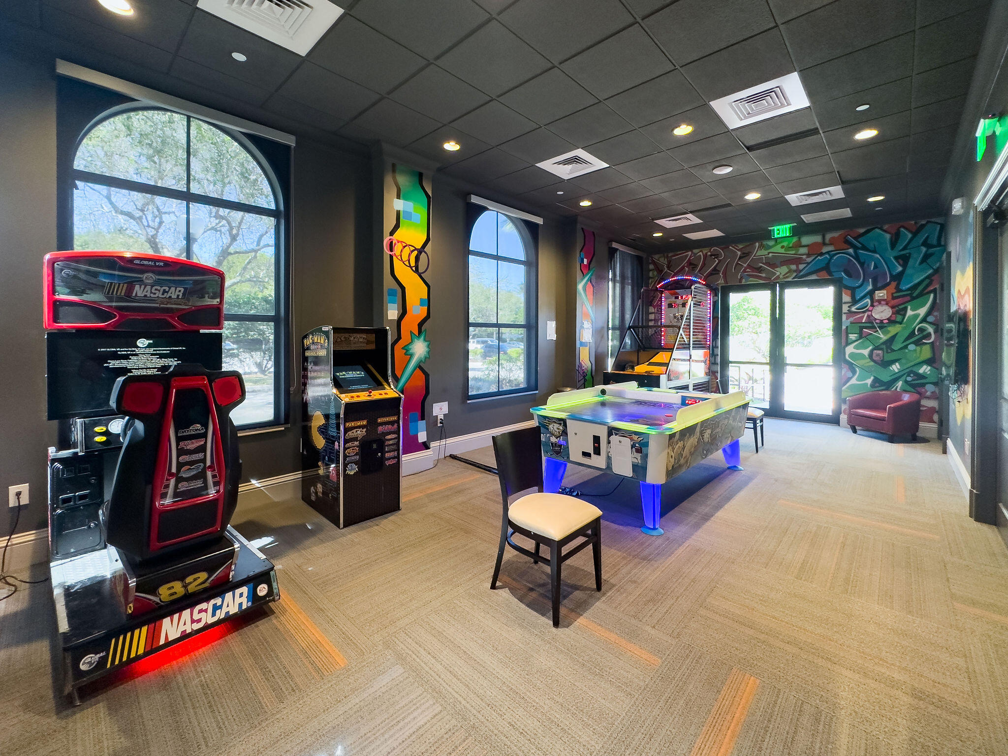 THE OAKS - Residential