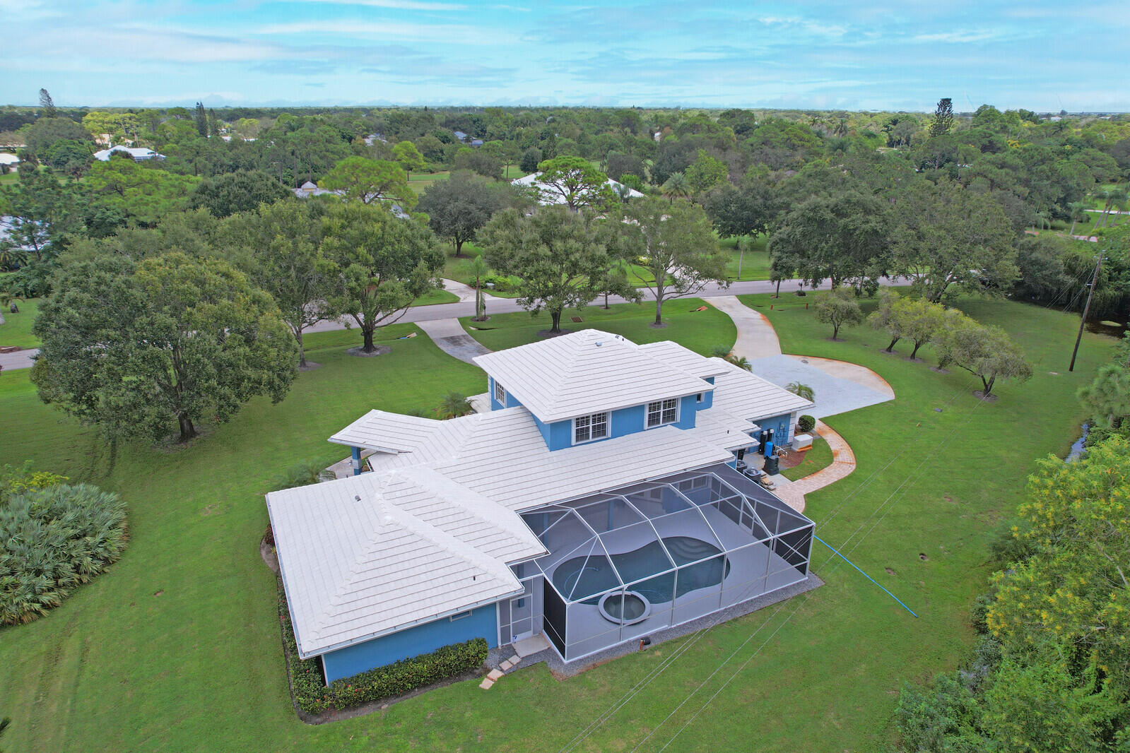 MID-RIVERS YACHT AND COUN - Residential