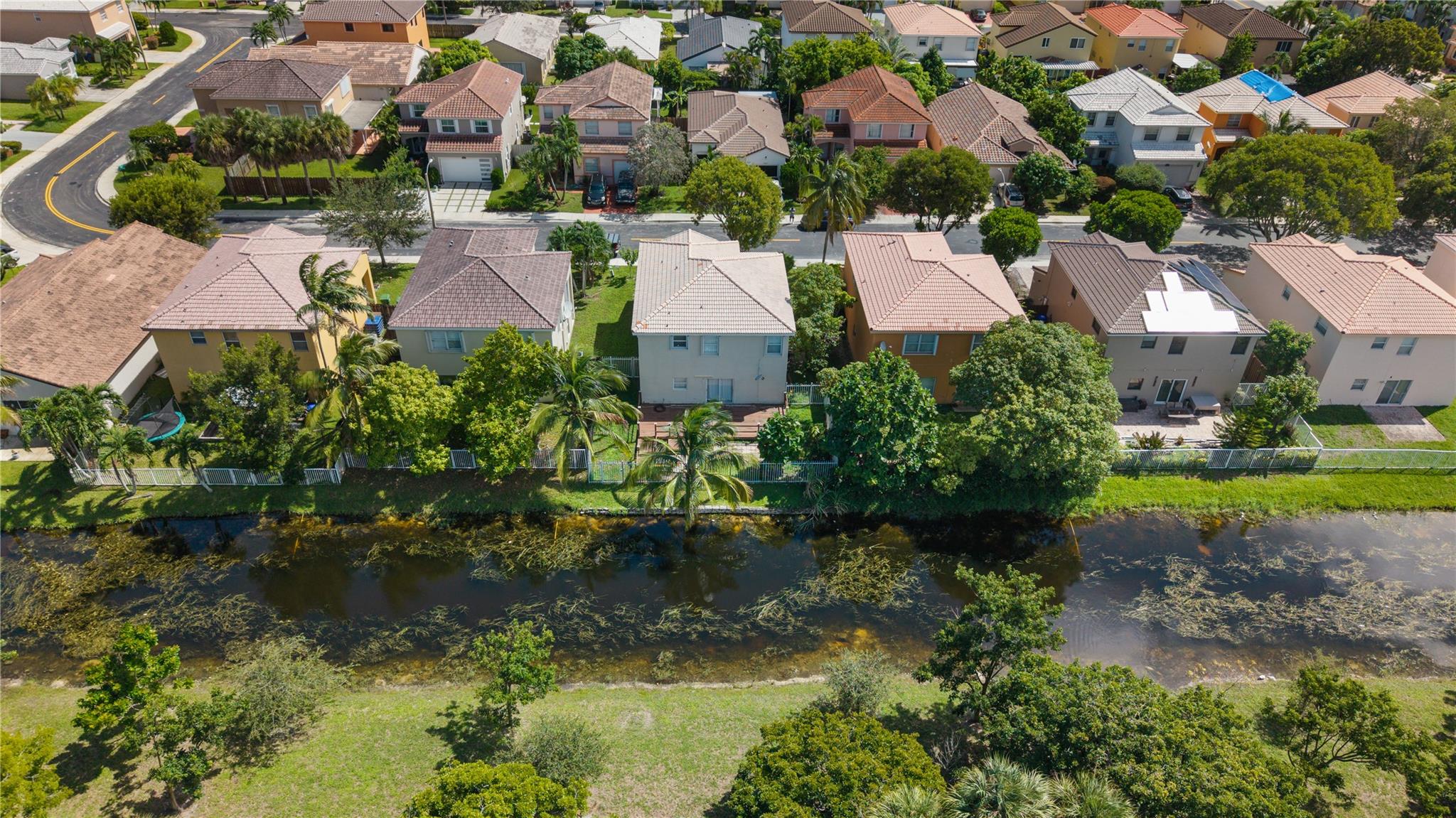 The Landings 140-22 B - Residential