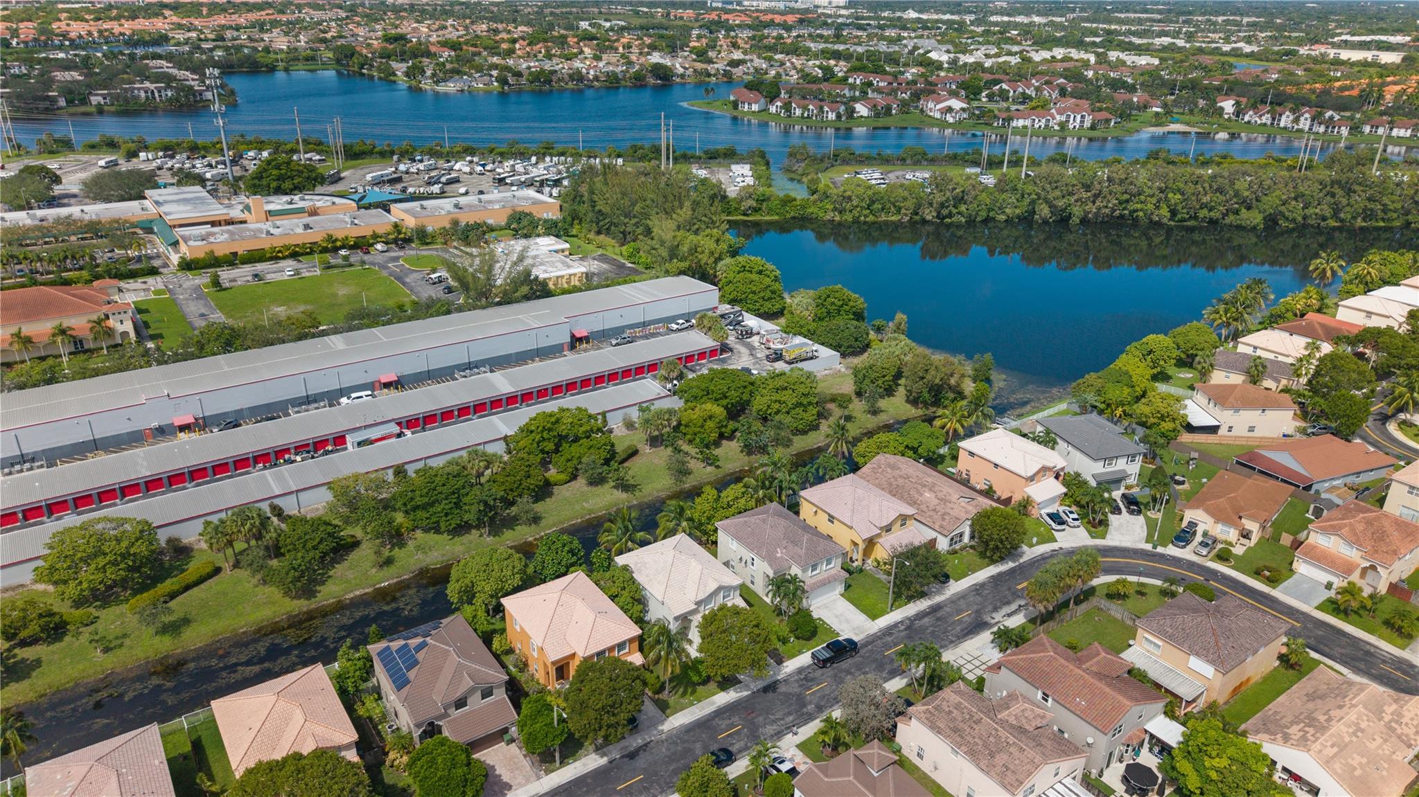 The Landings 140-22 B - Residential