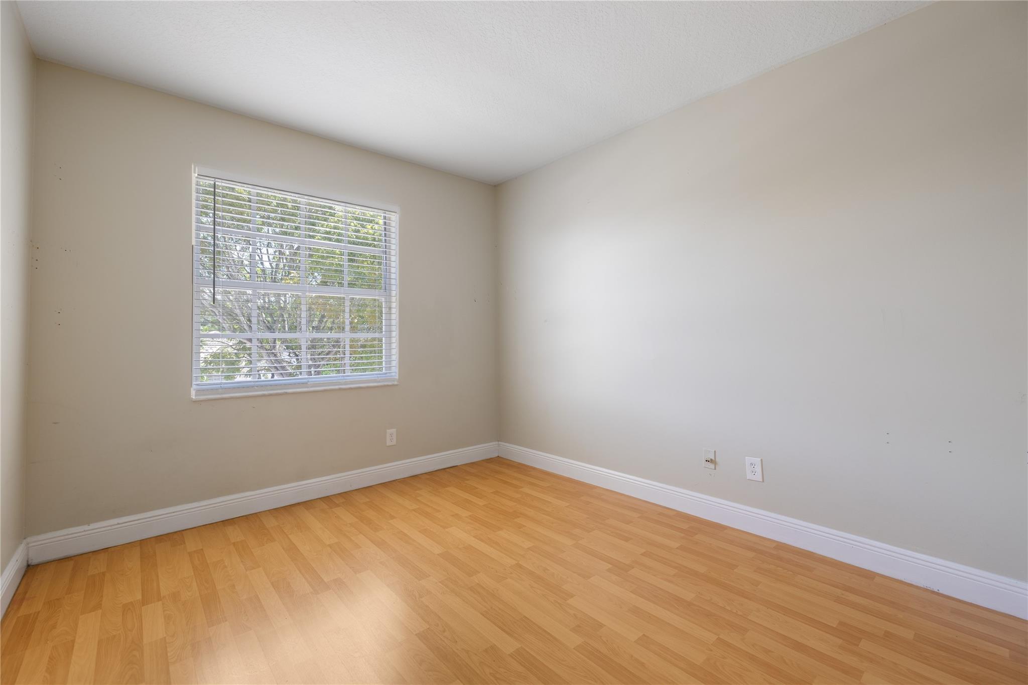 The Landings 140-22 B - Residential