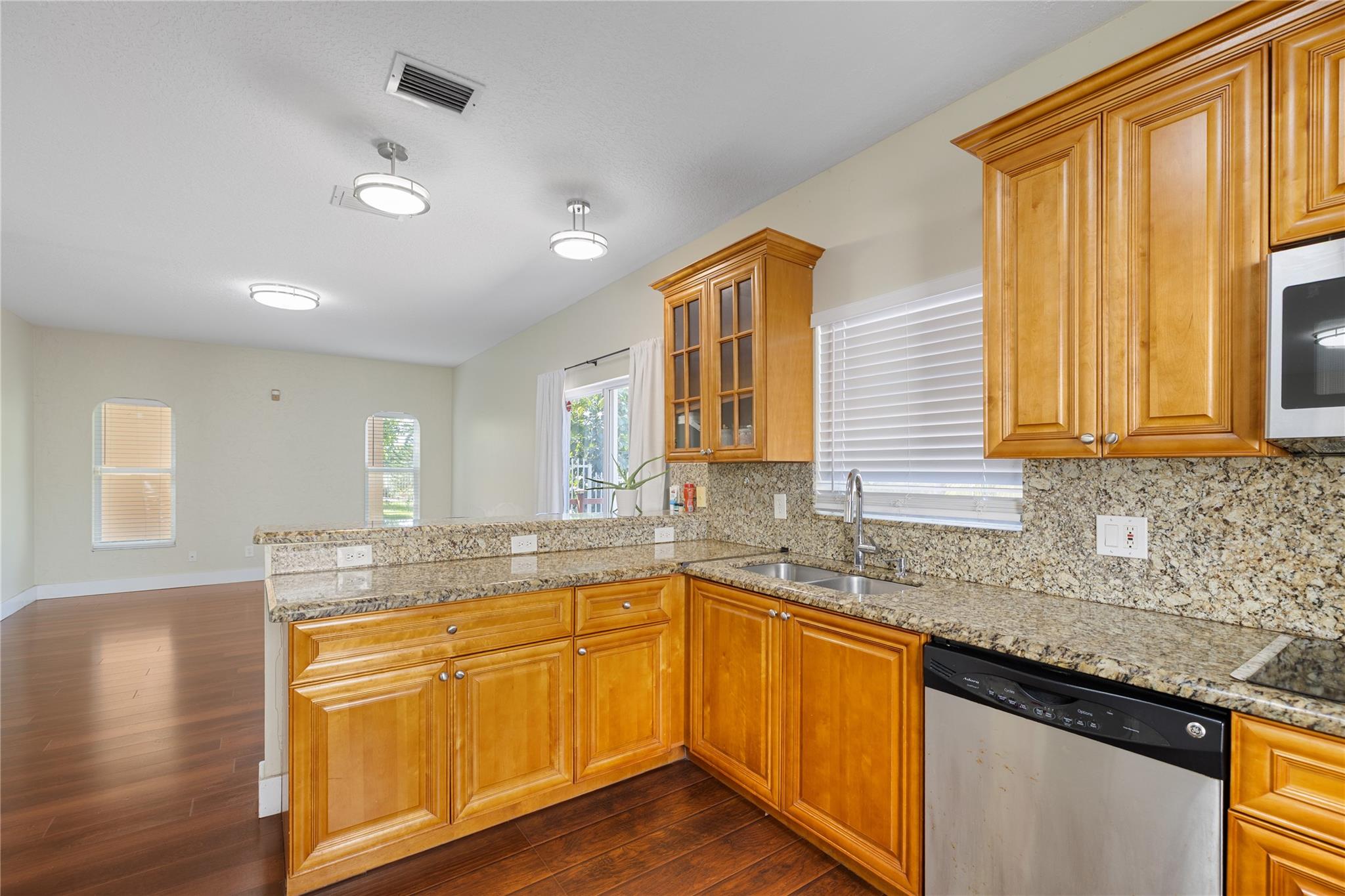The Landings 140-22 B - Residential