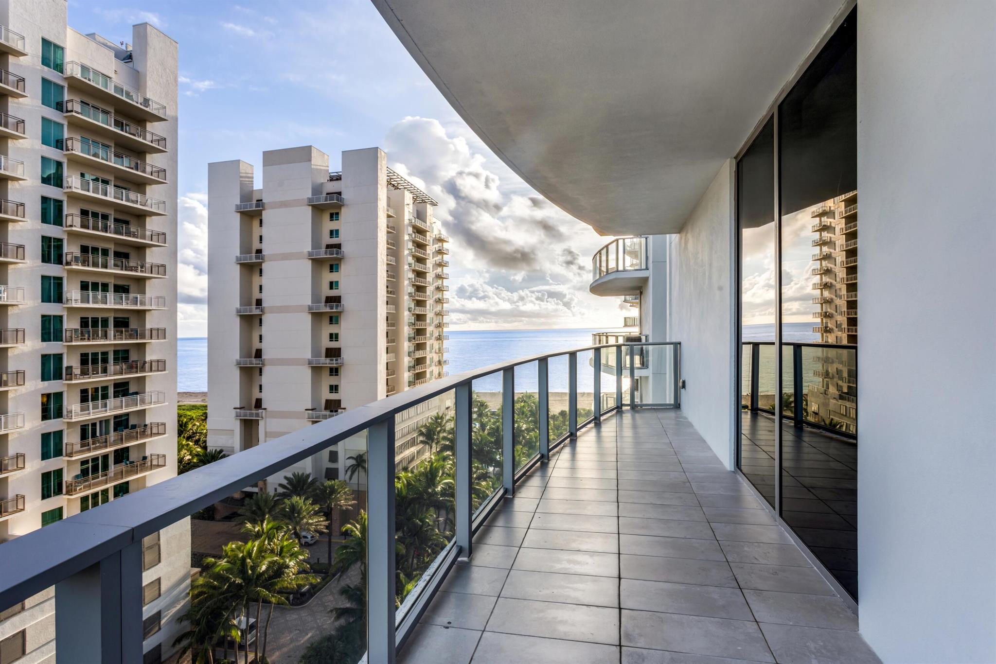 AMRIT OCEAN RESORT 2 COND - Residential