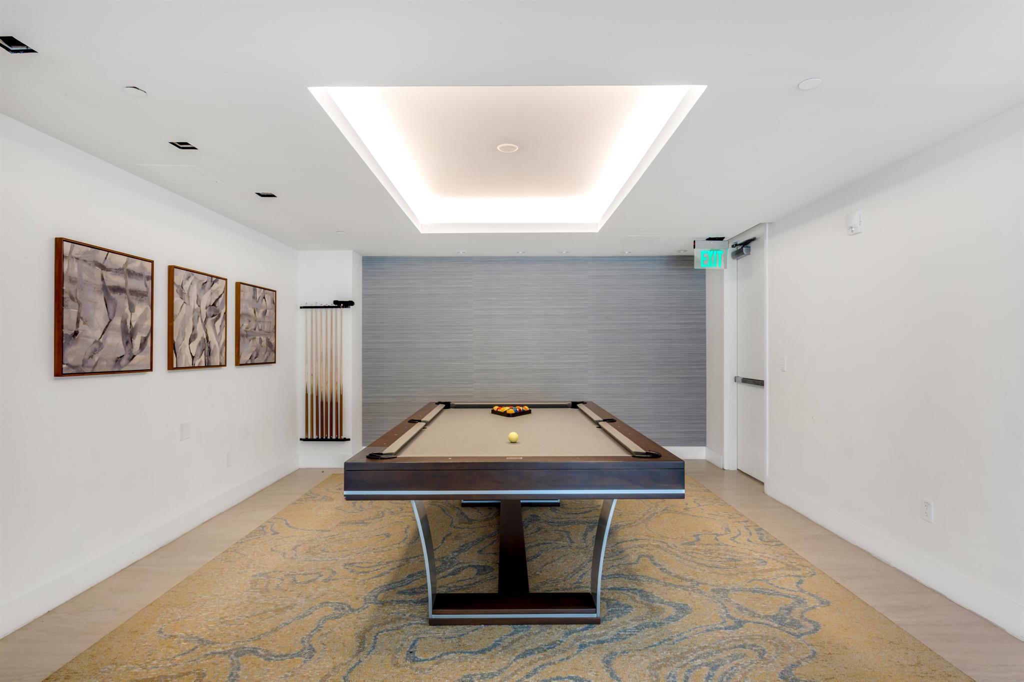 AMRIT OCEAN RESORT 2 COND - Residential