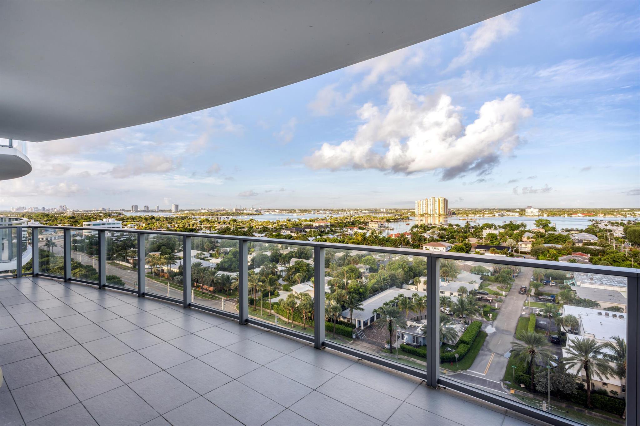 AMRIT OCEAN RESORT 2 COND - Residential