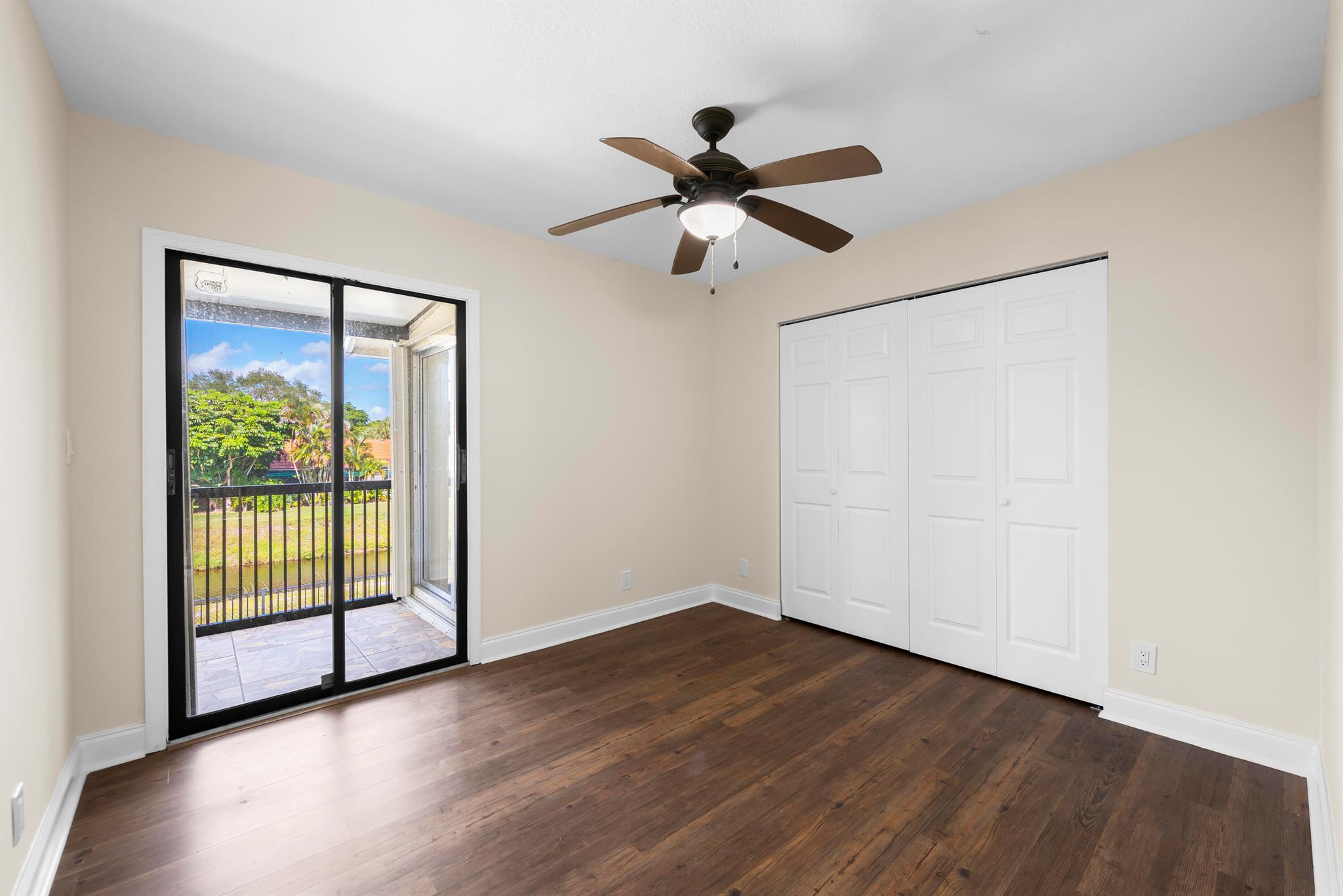 AMBERWOODS - Residential