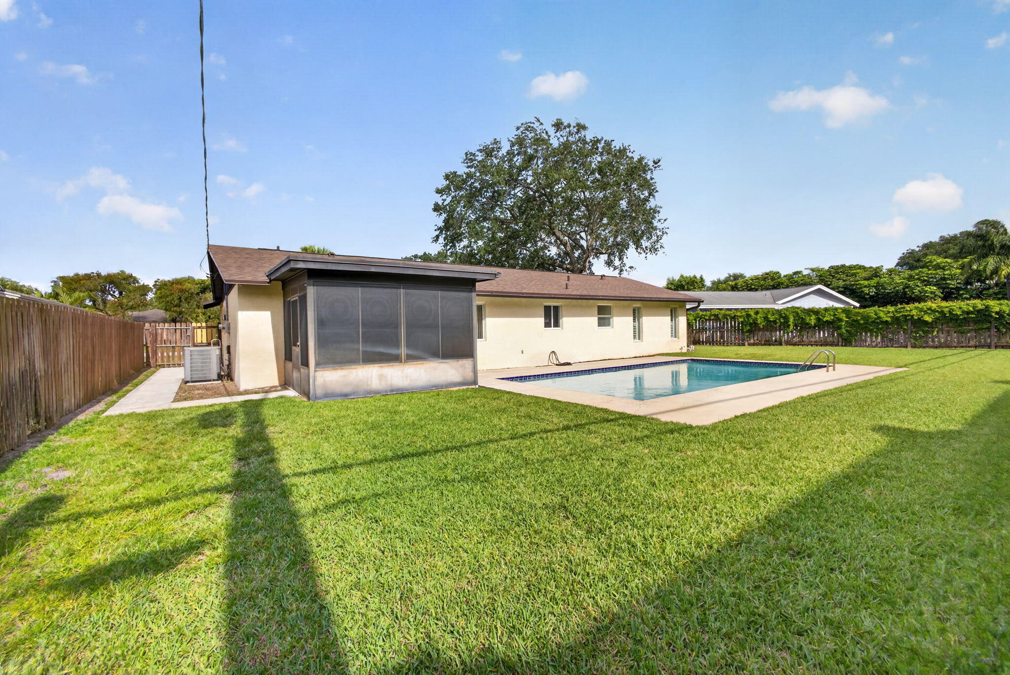 PALM BEACH GARDENS 6 - Residential
