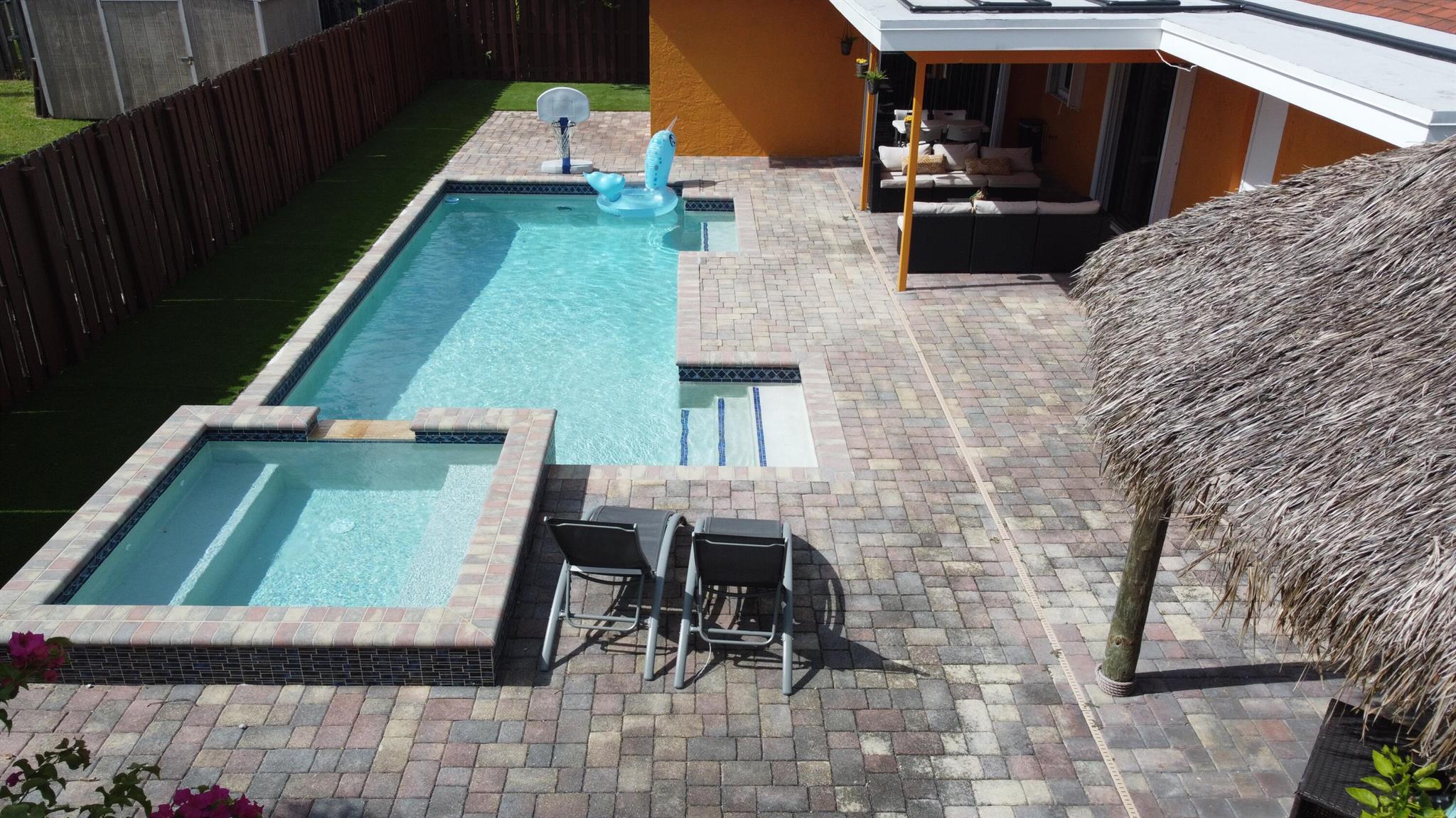 SUNRISE GOLF VILLAGE SEC - Residential Lease