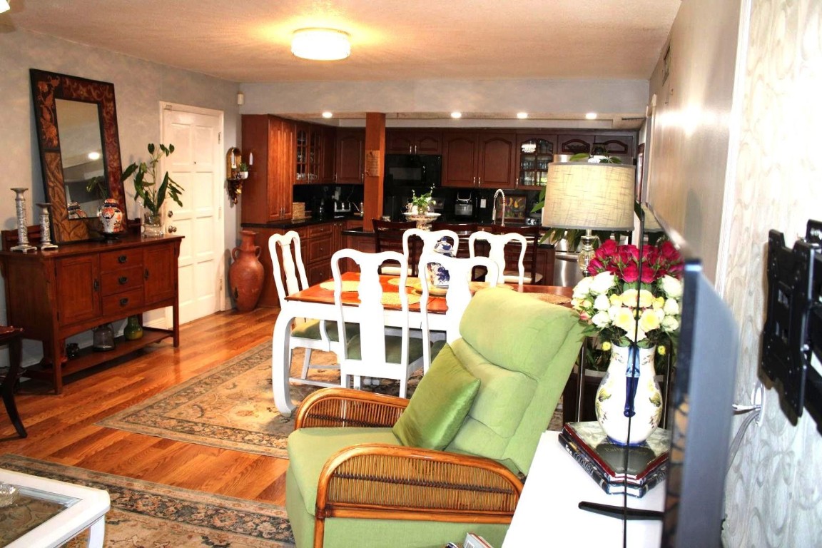 FRENCH QUARTER - Residential