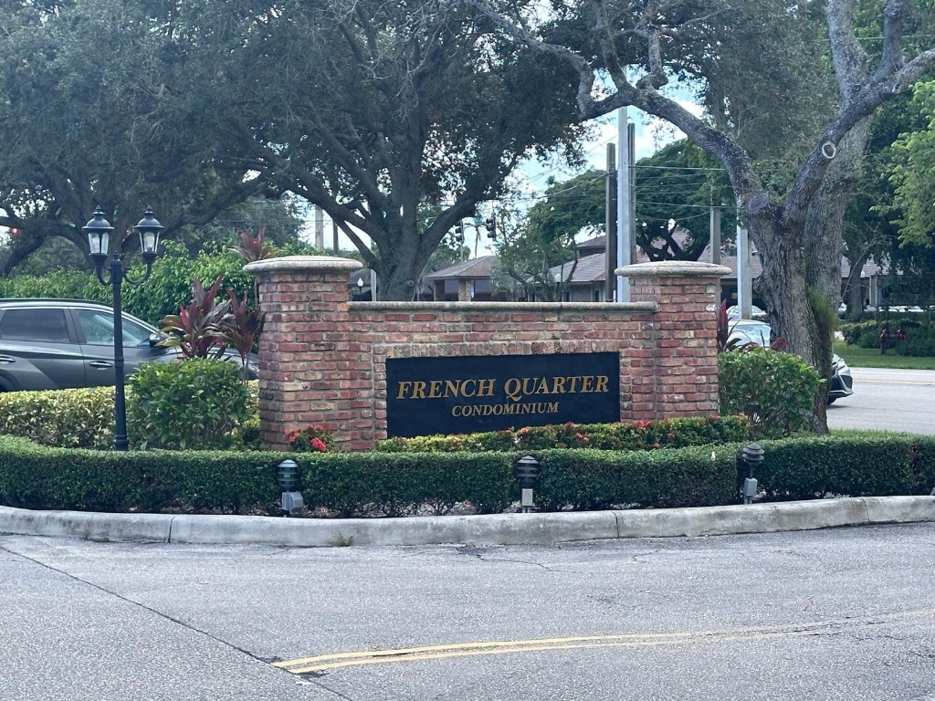 FRENCH QUARTER - Residential
