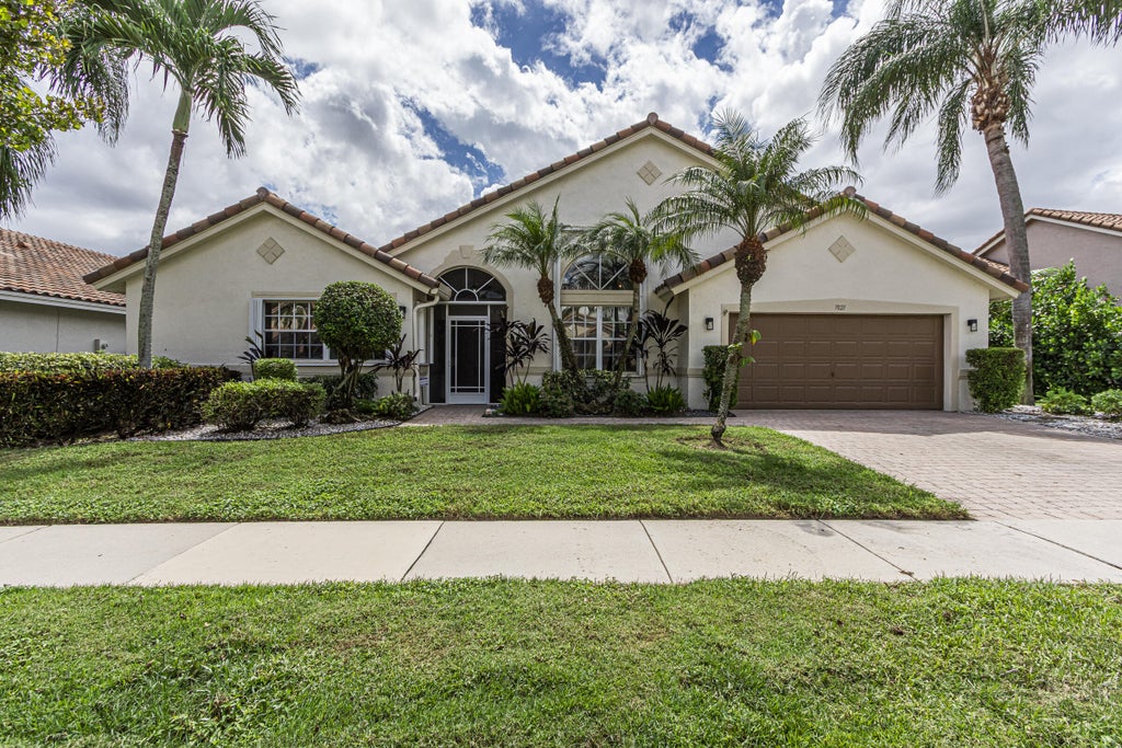 Photo of 7021 FALLS Road E, Boynton Beach, FL 33437 (MLS # B26081252)