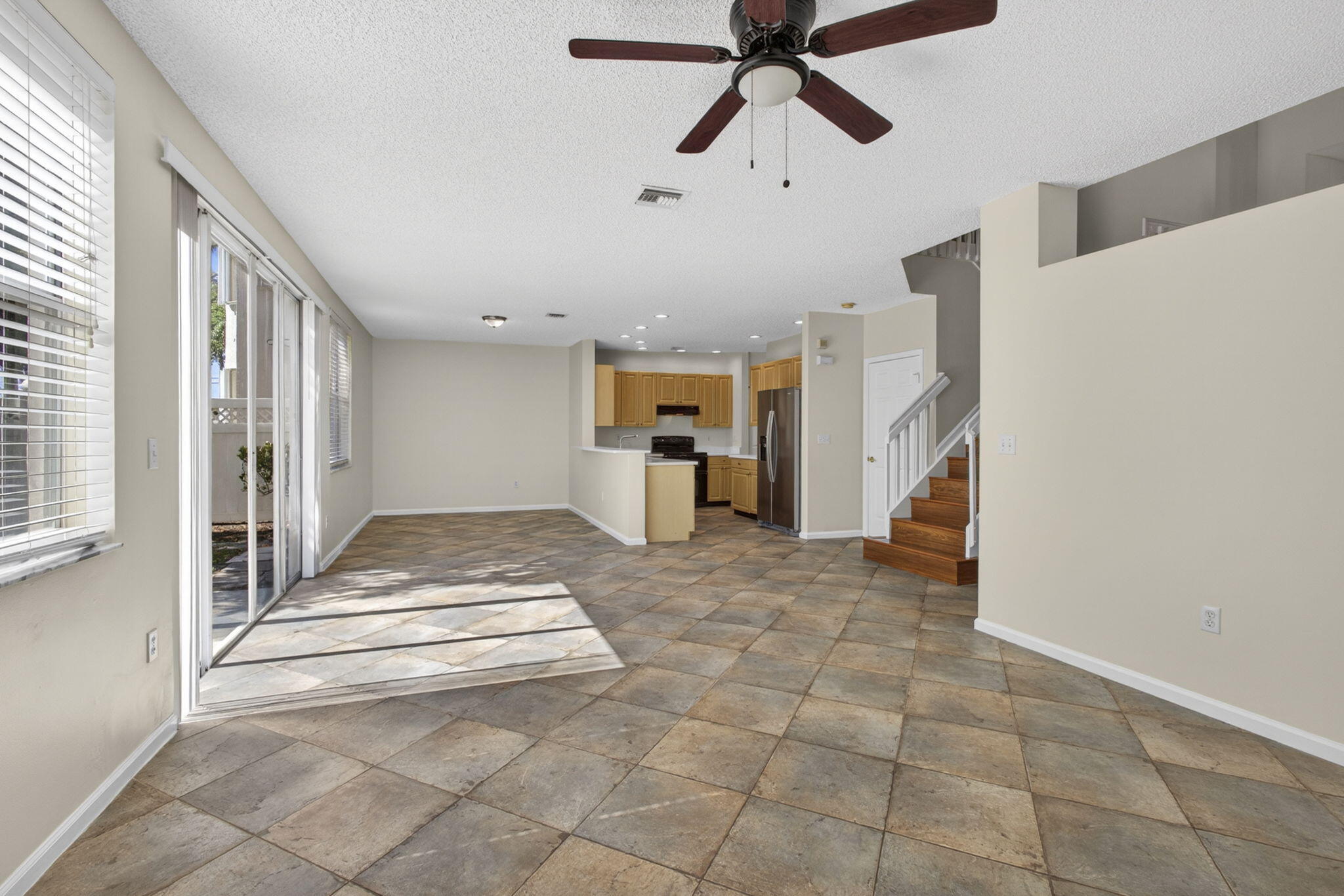MADISON GREEN 1 PARS A, H AND K - Residential Lease