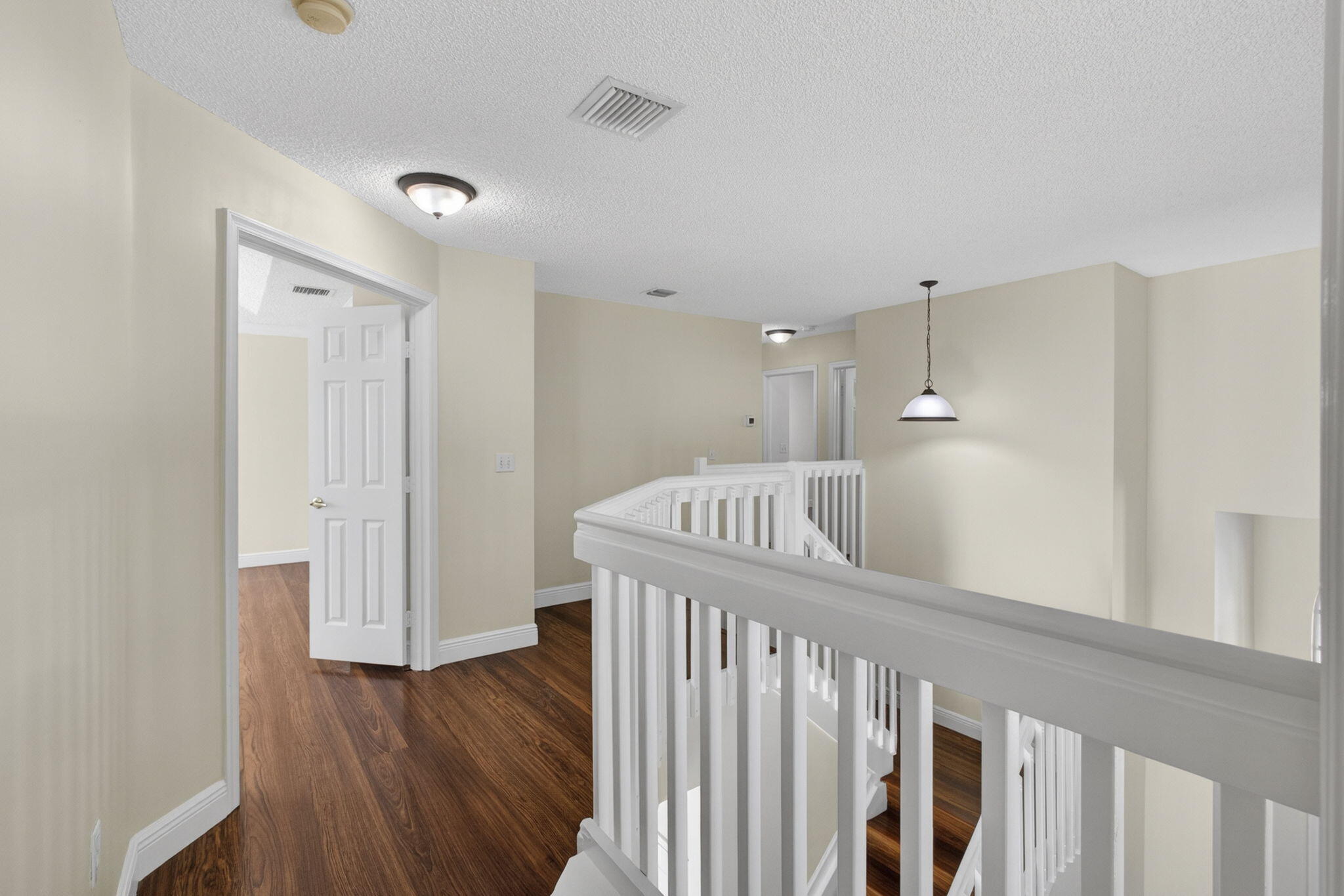 MADISON GREEN 1 PARS A, H AND K - Residential Lease