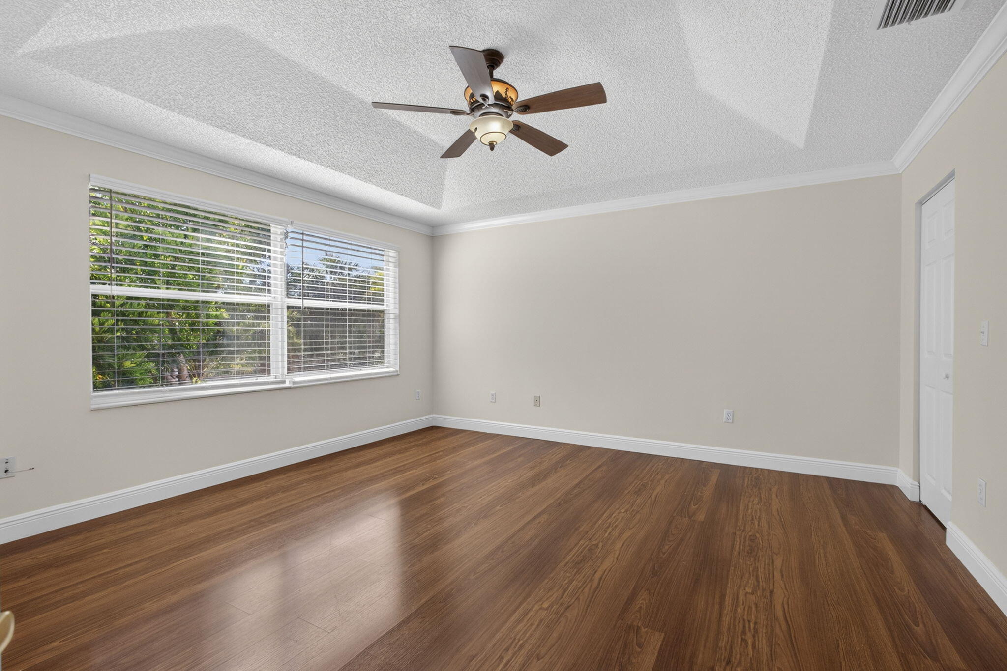 MADISON GREEN 1 PARS A, H AND K - Residential Lease
